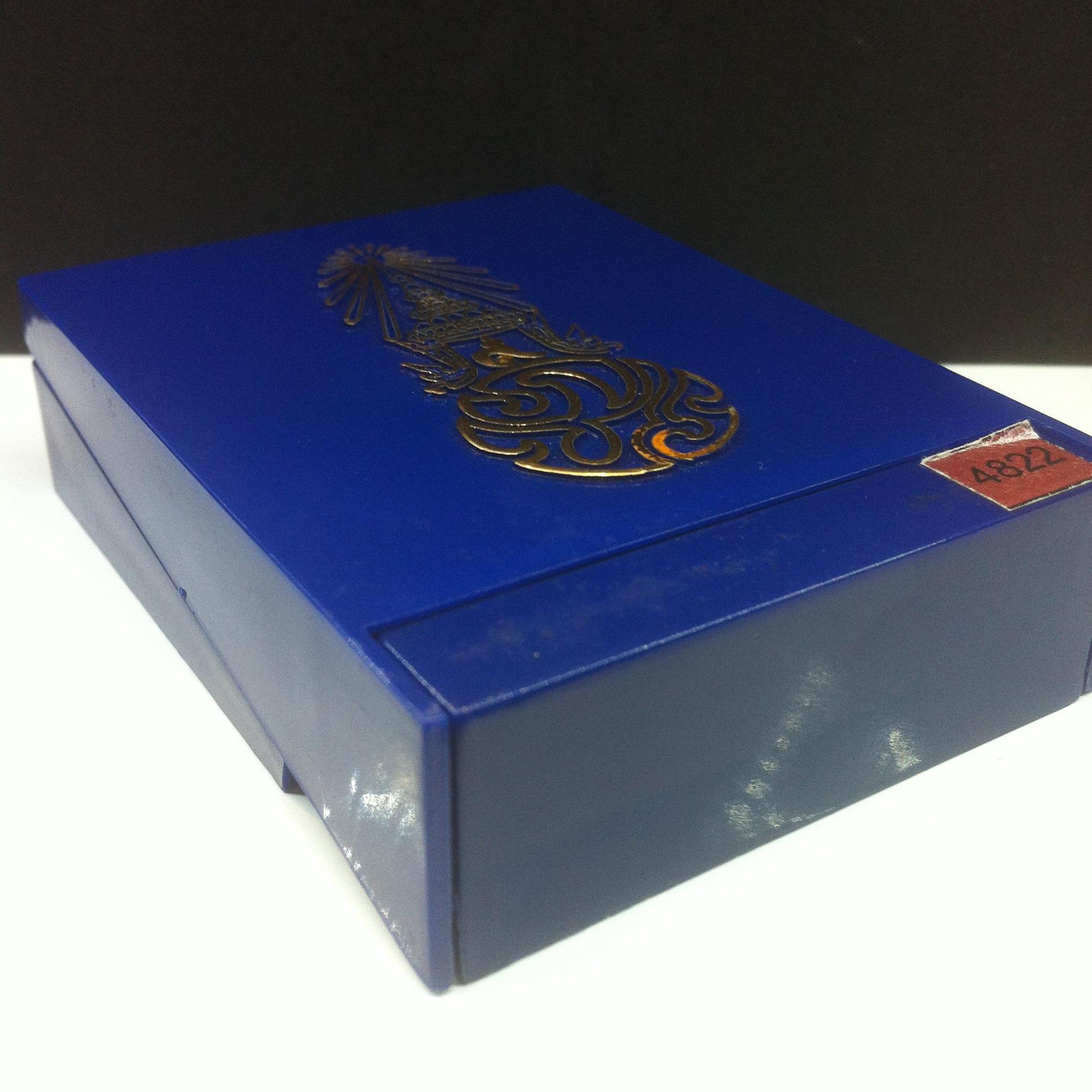 เหรียญพระบรมรูป รุ่น เฉลิมพระเกียรติ เนื้อบรอนซ์(บล็อคโมเน่) ปี2545(หายาก)