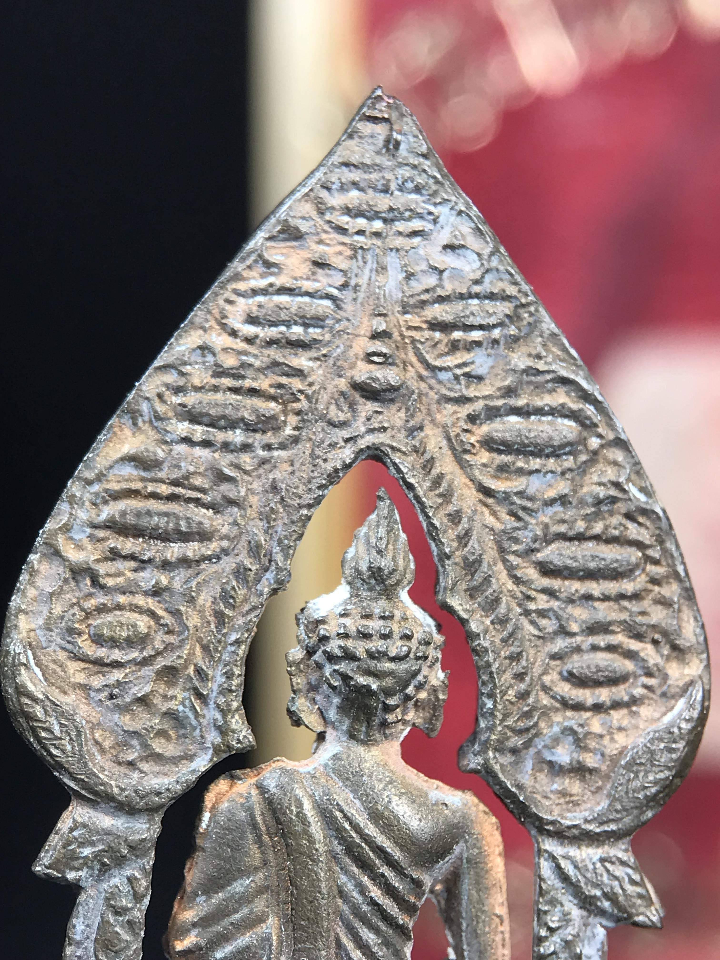 พระกริ่งนิรันตราย สมโภชครบ 108 ปี วัดราชประดิษฐ์ ปี 2515 เนื้อนวโลหะ(องค์หมายเลข ๒๒๒)( ในหลวง ร.9 เสด็จเททอง) ) (พิธีใหญ่ เกจิคณาจารย์ในยุคล้นหลาม หลวงปู่โต๊ะ วัดประดู่ฉิมพลีร่วมปลุกเสก)(1 ใน 999 องค์)(เลขตอง เลขสวย)สภาพผิวเดิมสวยสุดๆกล่องครบสมบูรณ์ หายาก