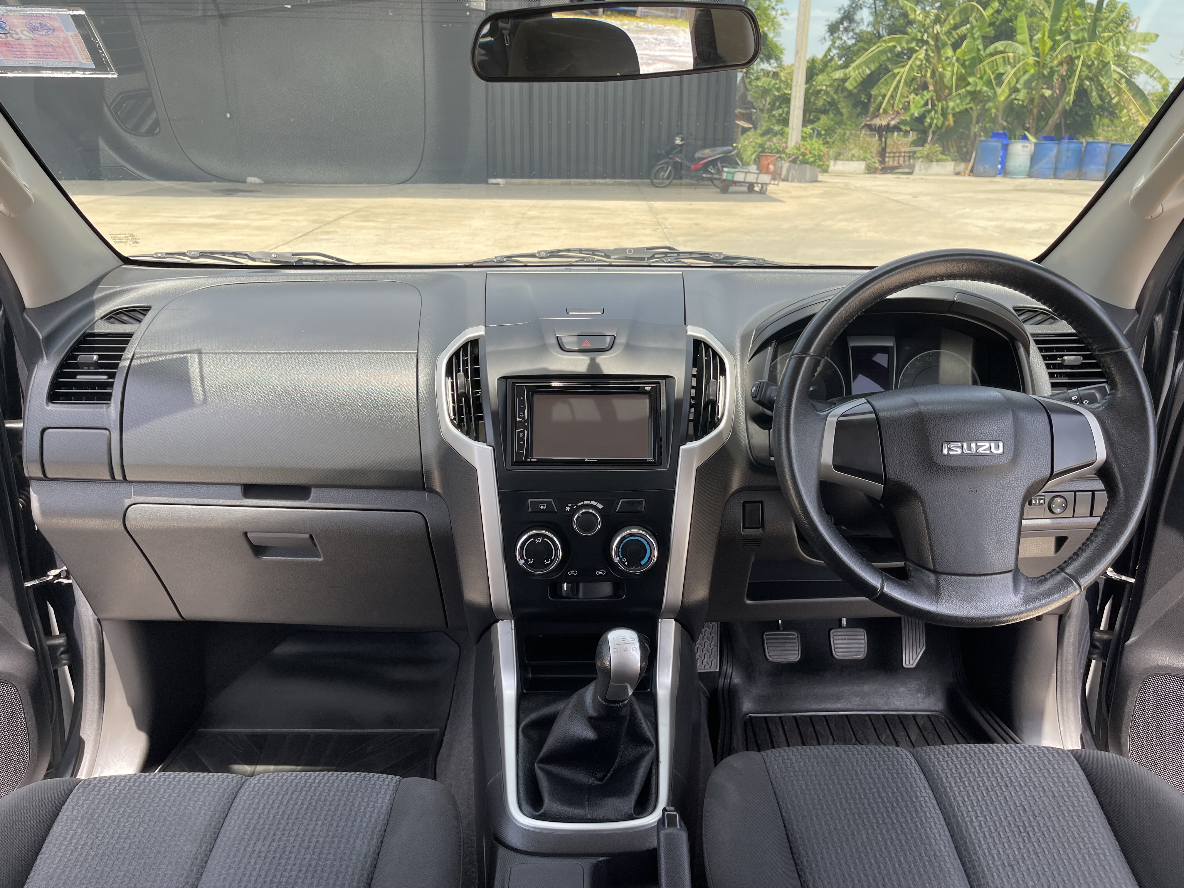 Isuzu Dmax All New 4ประตู Hilander 2.5 Vgs Z Dvd 2013 เทา