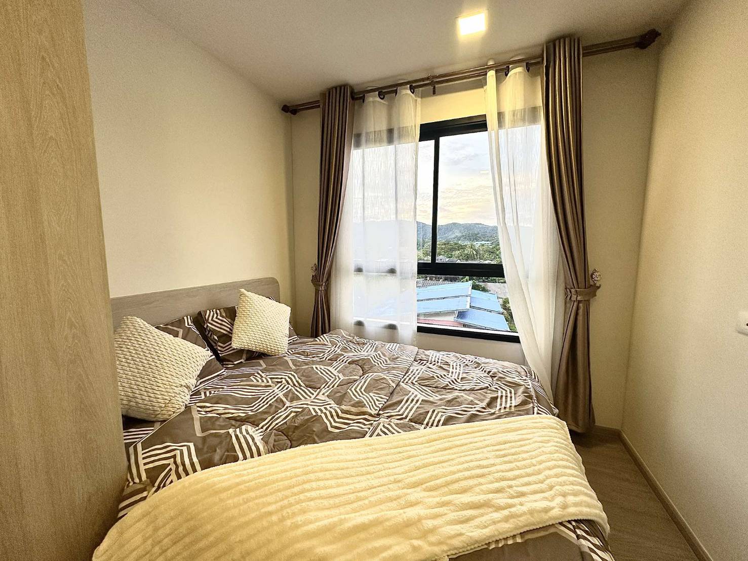 For Rent : Kathu, Dcondo Reef, 1 Bedroom 1 Bathroom, 5th flr.