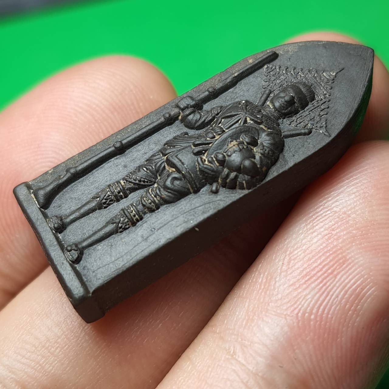 พระเครื่อง พระนเรศวร รางปืน เนื้อมวลสาร สีดำ รุ่น กฤษฏาภินิหาร พระแท้ พระนเรศวรแท้ พระนเรศวรขิงแท้ พระเครื่อง