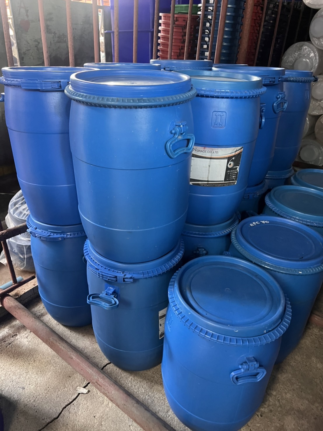 ถังหมัก 50 ลิตร มีหู ฝาเข็มขัดล็อค มือ 2