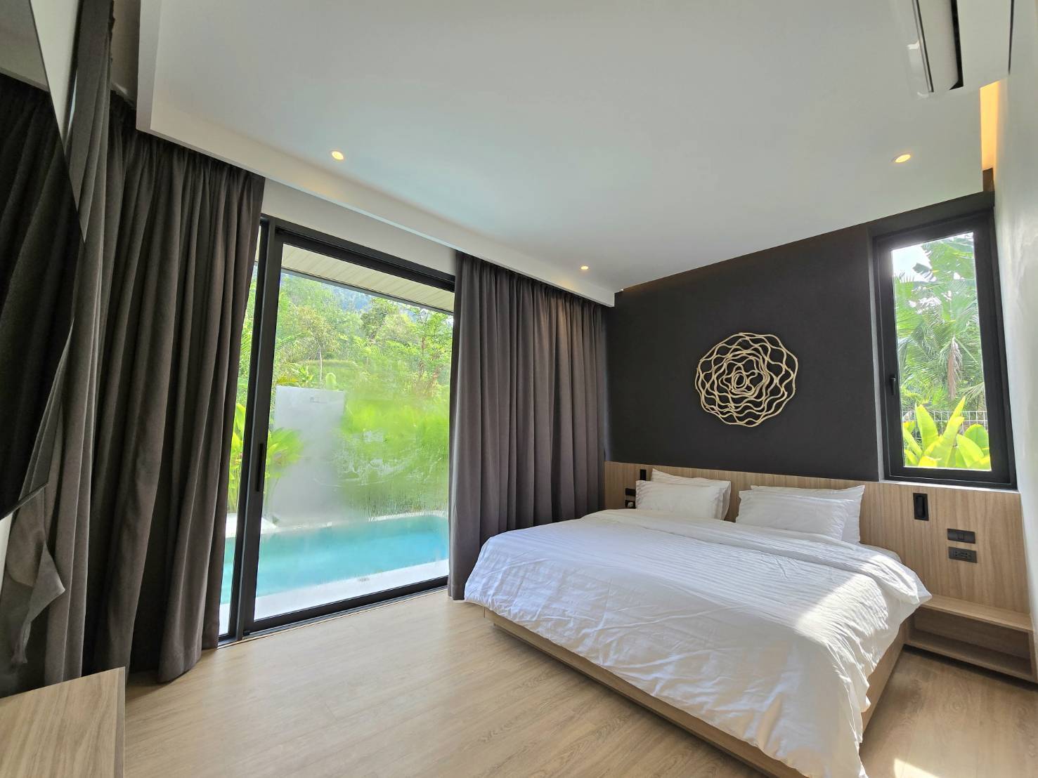 For Sales : Thalang, Private Pool Villa, 3 Bedrooms 3 Bathrooms