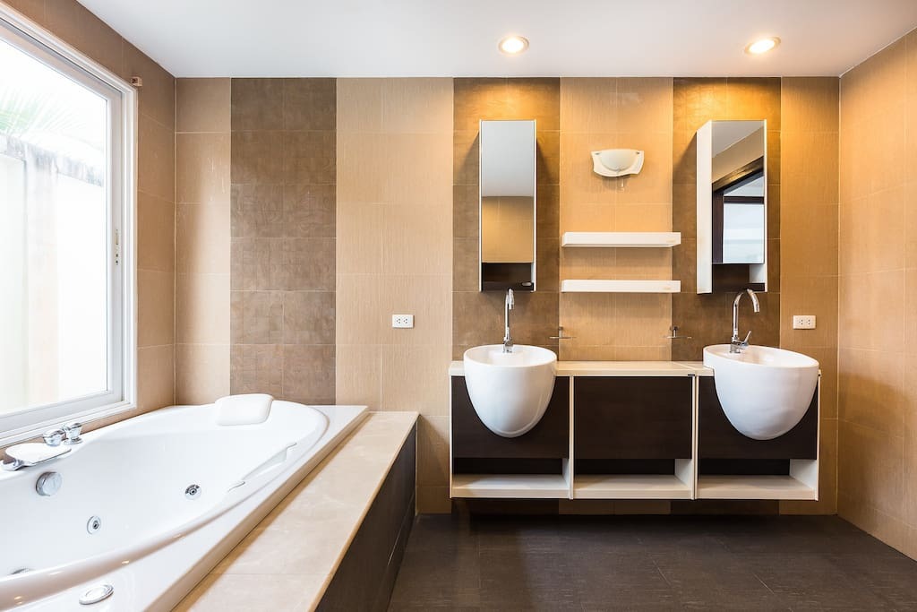 For Sale : Rawai, Private Pool Villa, 3 bedrooms 5 bathrooms