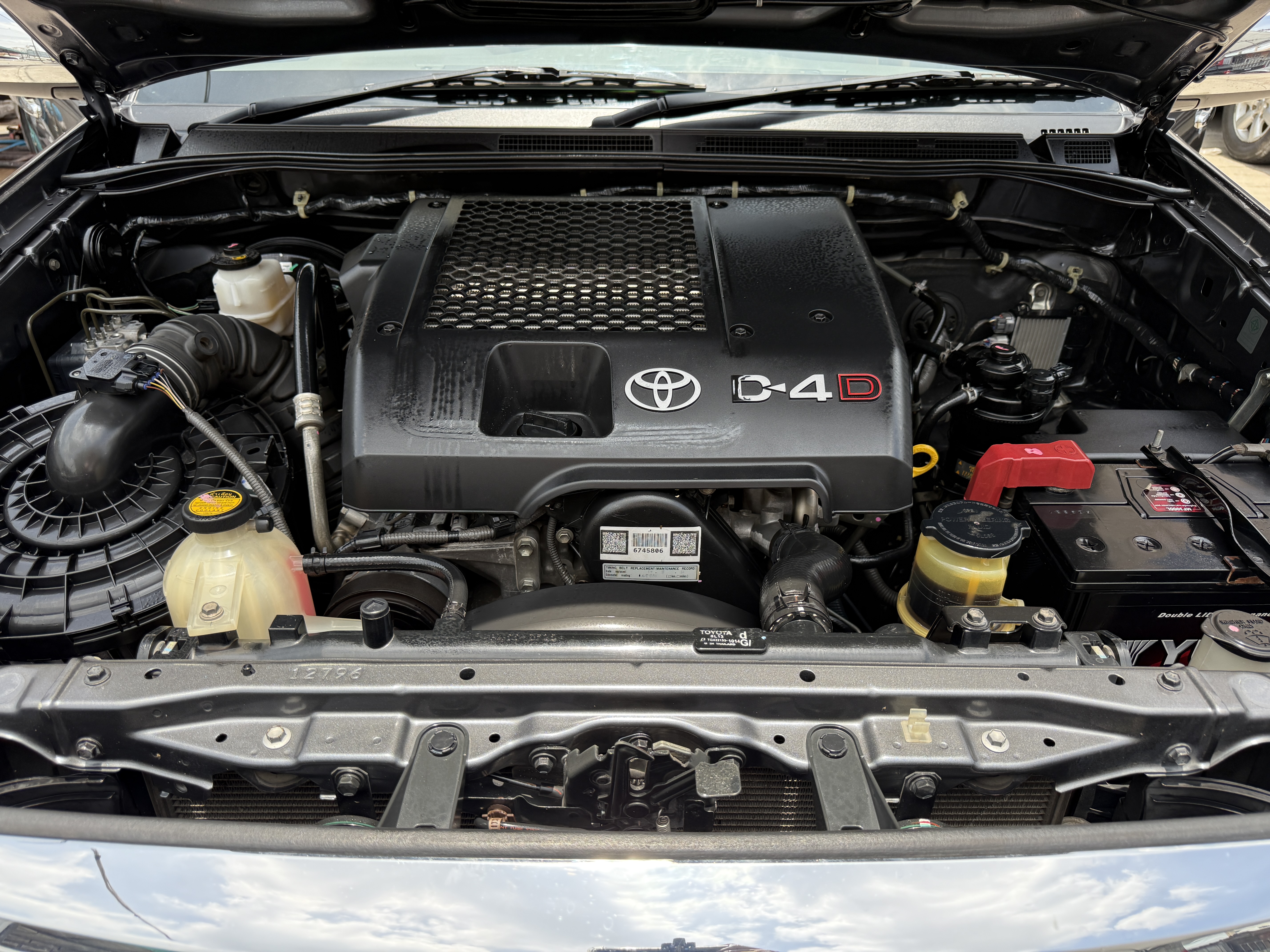 Toyota Fortuner 3.0 V 2WD At 2011 เทาดำ