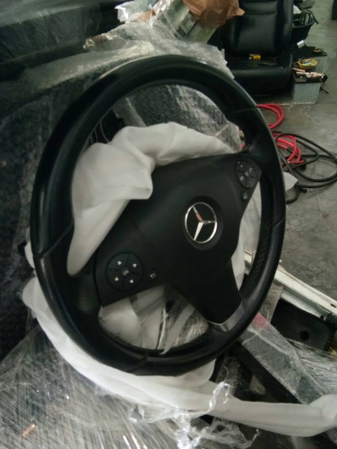 พวงมาลัย W207