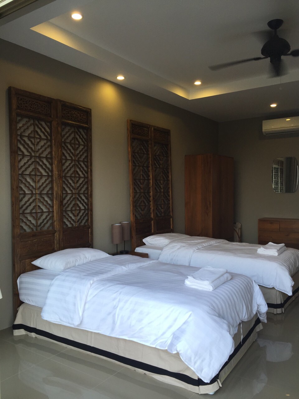 For Rent : Chalong, Private Pool Villa, Modren Style, 4 Bedrooms, Mountain view.