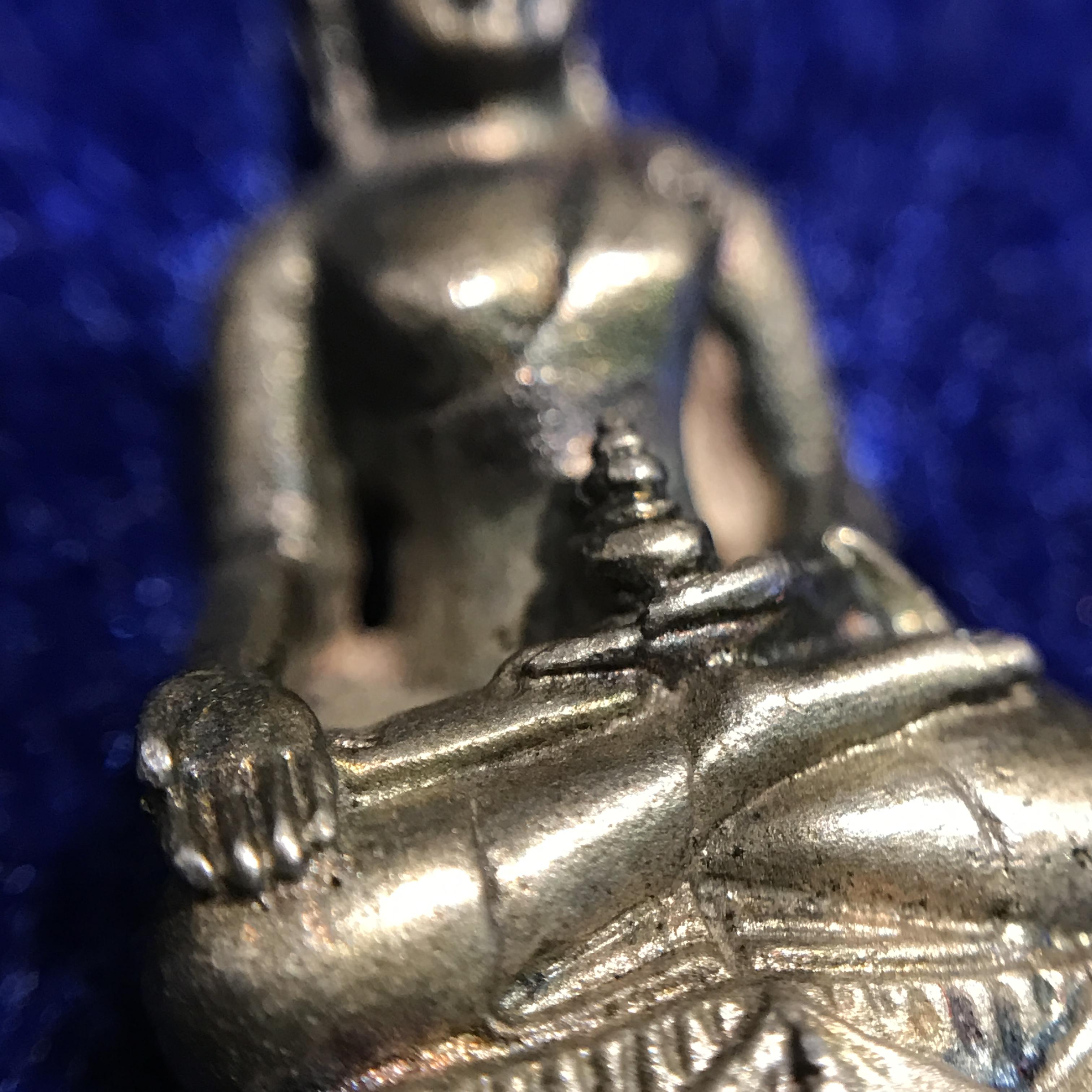 พระกริ่งไพรีพินาศ ภปร รุ่นแรกของประเทศไทย วัดปทุมวนาราม เนื้อเงิน ปี2535(ในหลวงรัชกาลที่9เสด็จเททอง)