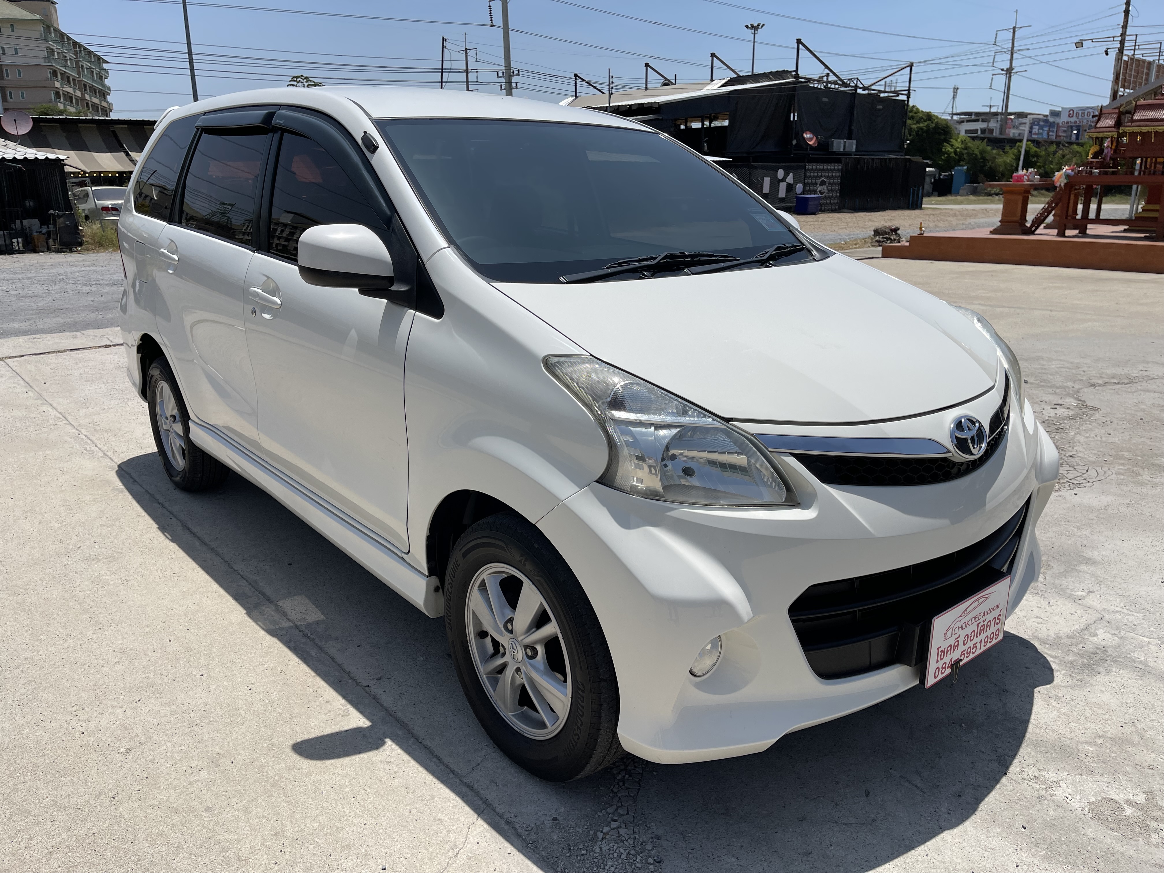 Toyota Avanza 1.5 S At 2013 ขาว