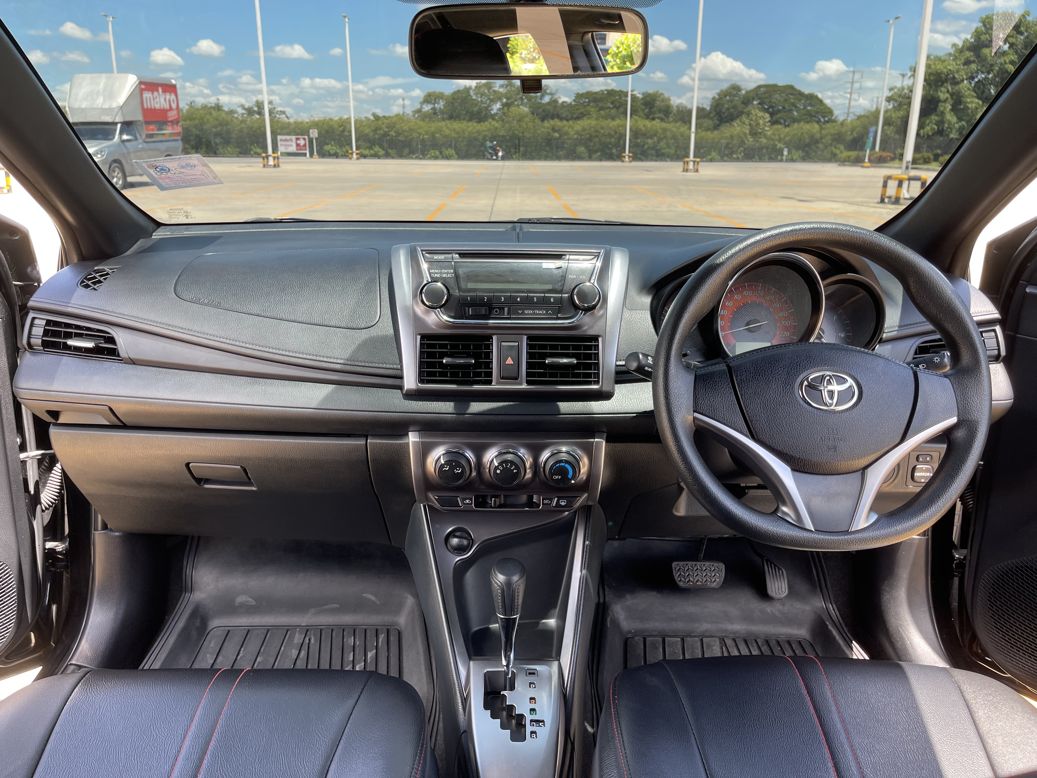 Toyota Yaris 1.2 E At 2017 ดำ
