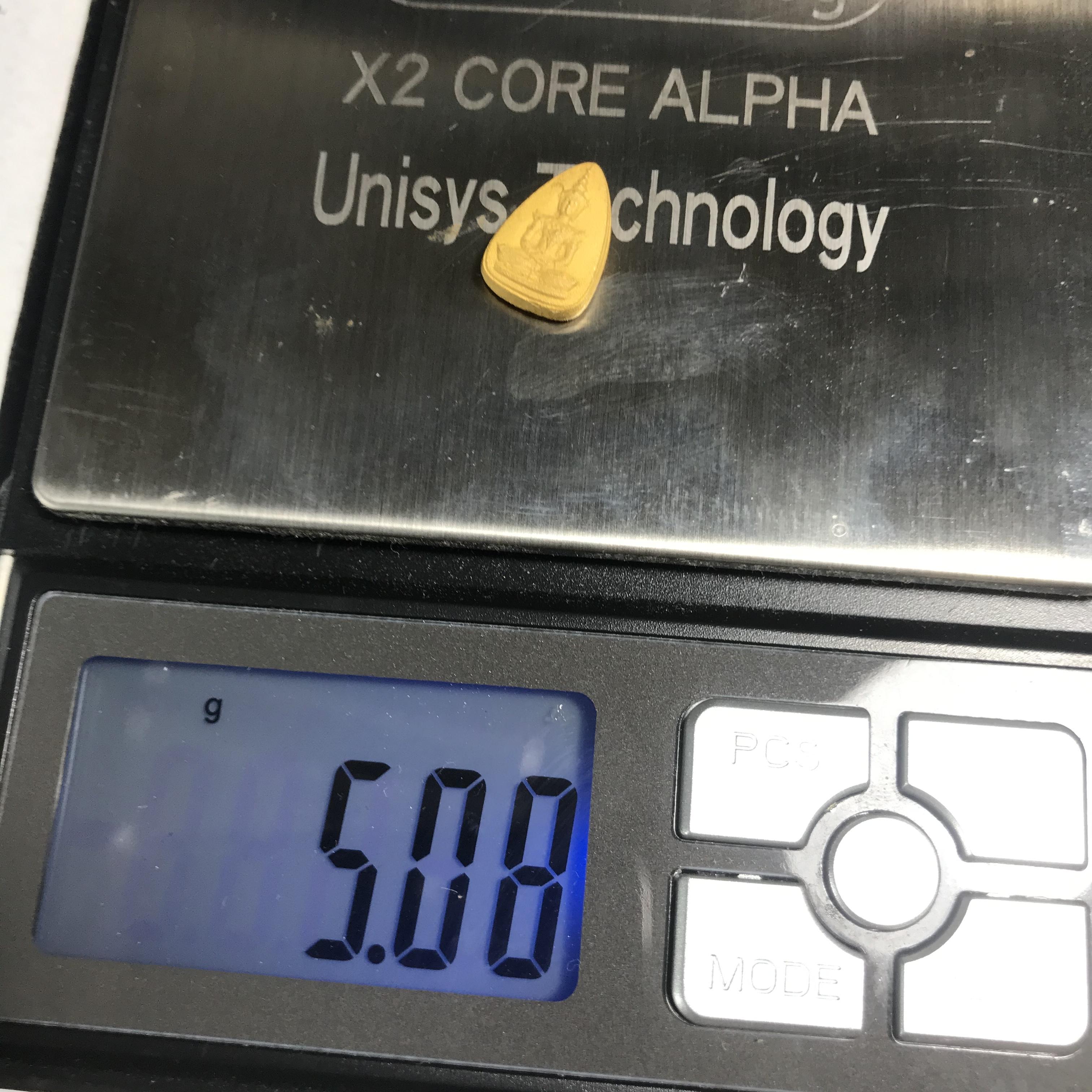 พระแก้วมรกต หลัง สก. รุ่น 60 พรรษามหาราชินี ปี 2537 ชุดกรรมการทองคำ พิมพ์เล็ก เหรียญหล่อทรงหยดน้ำครบชุดพร้อมกล่องบรรจุเดิม หายาก