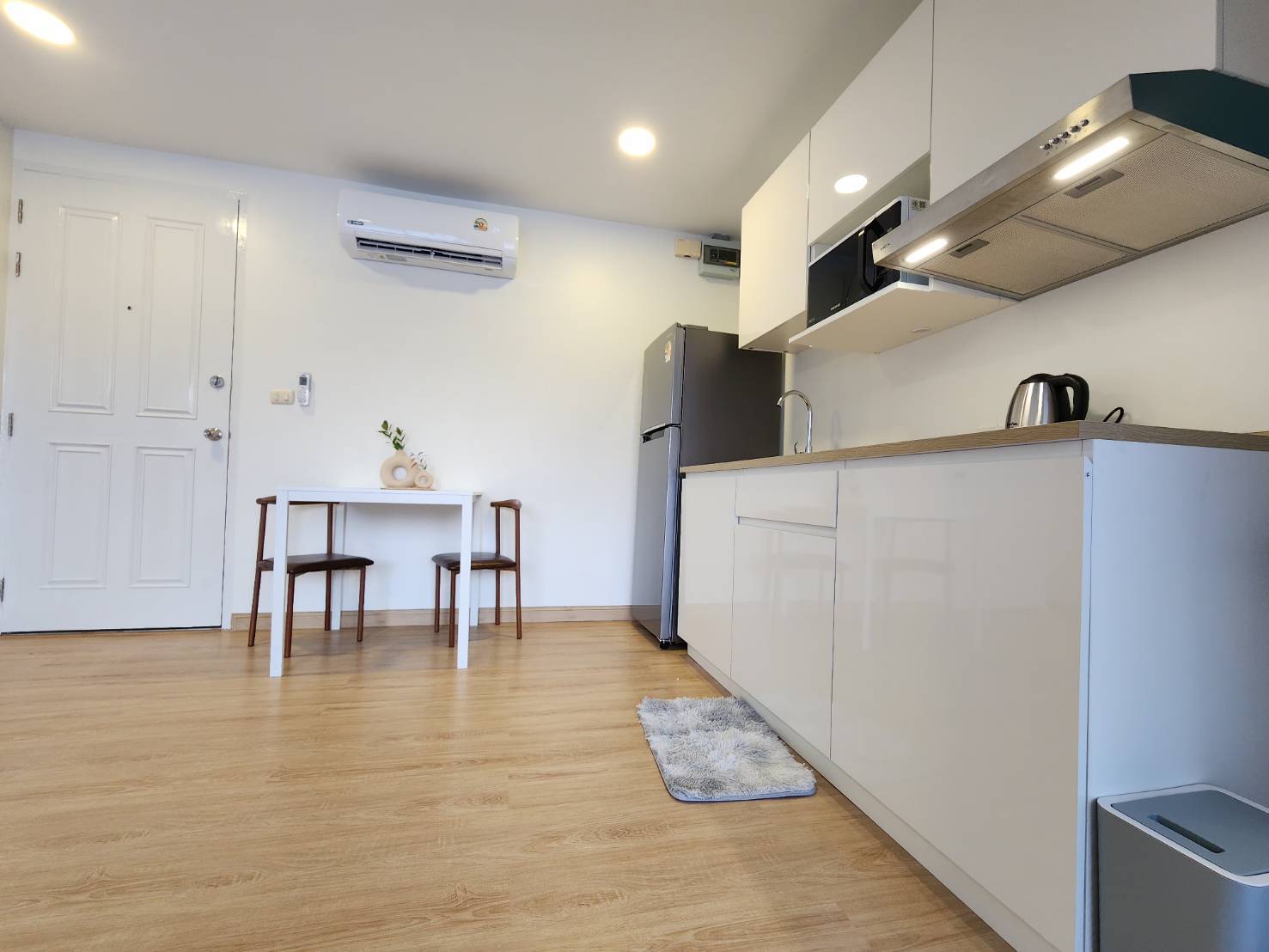 For Sales : Wichit, The Clover Condo, 1 Bedroom 1 Bathroom, 4th flr.