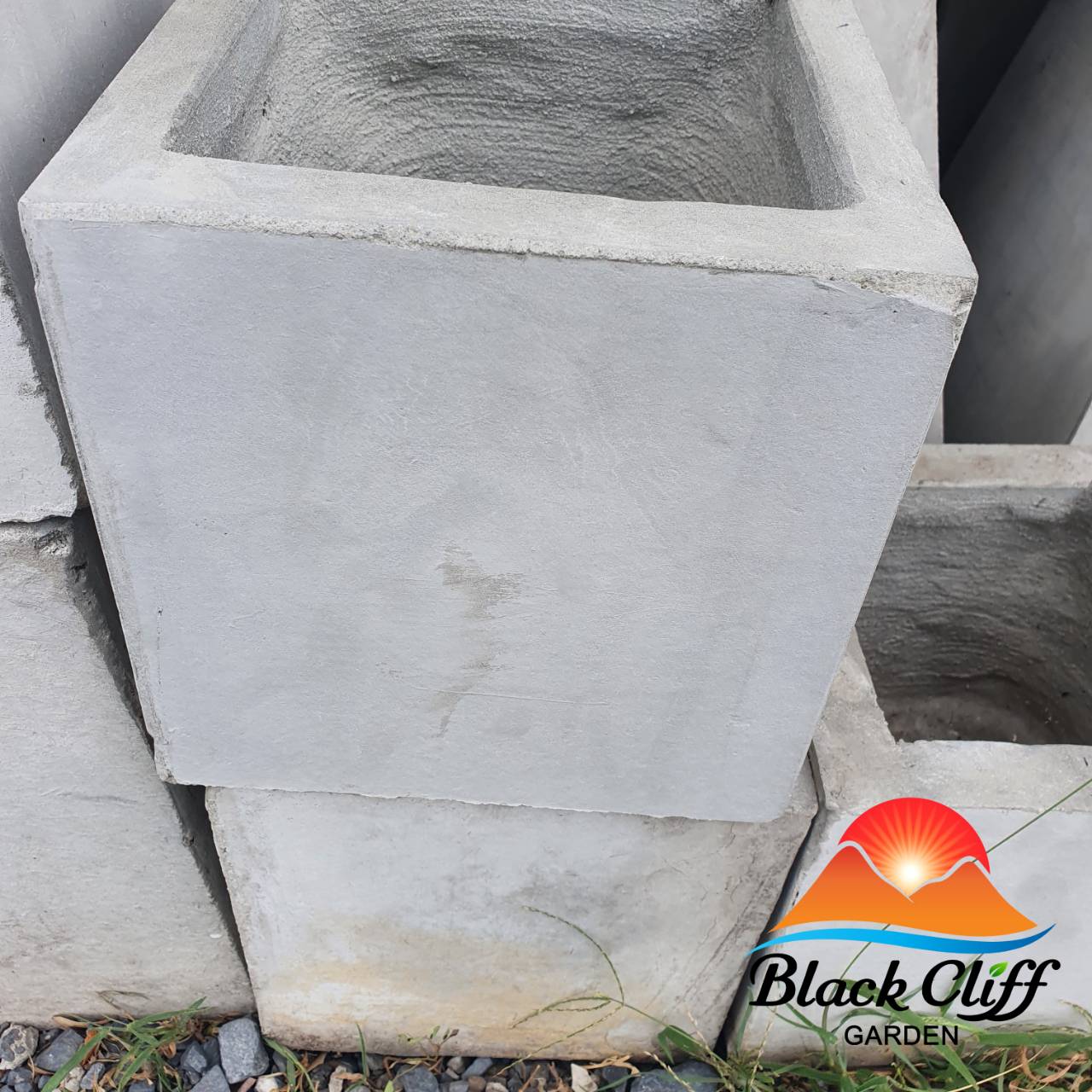 กระถางปูน ทรงยาว 40*100*40 Pot tree blackcliigarden กระถางปูน ทนทาน ยาว กระถางปูนเปลือย จัดส่งเฉพาะพื้นที่กรุงเทพและปริมณฑล