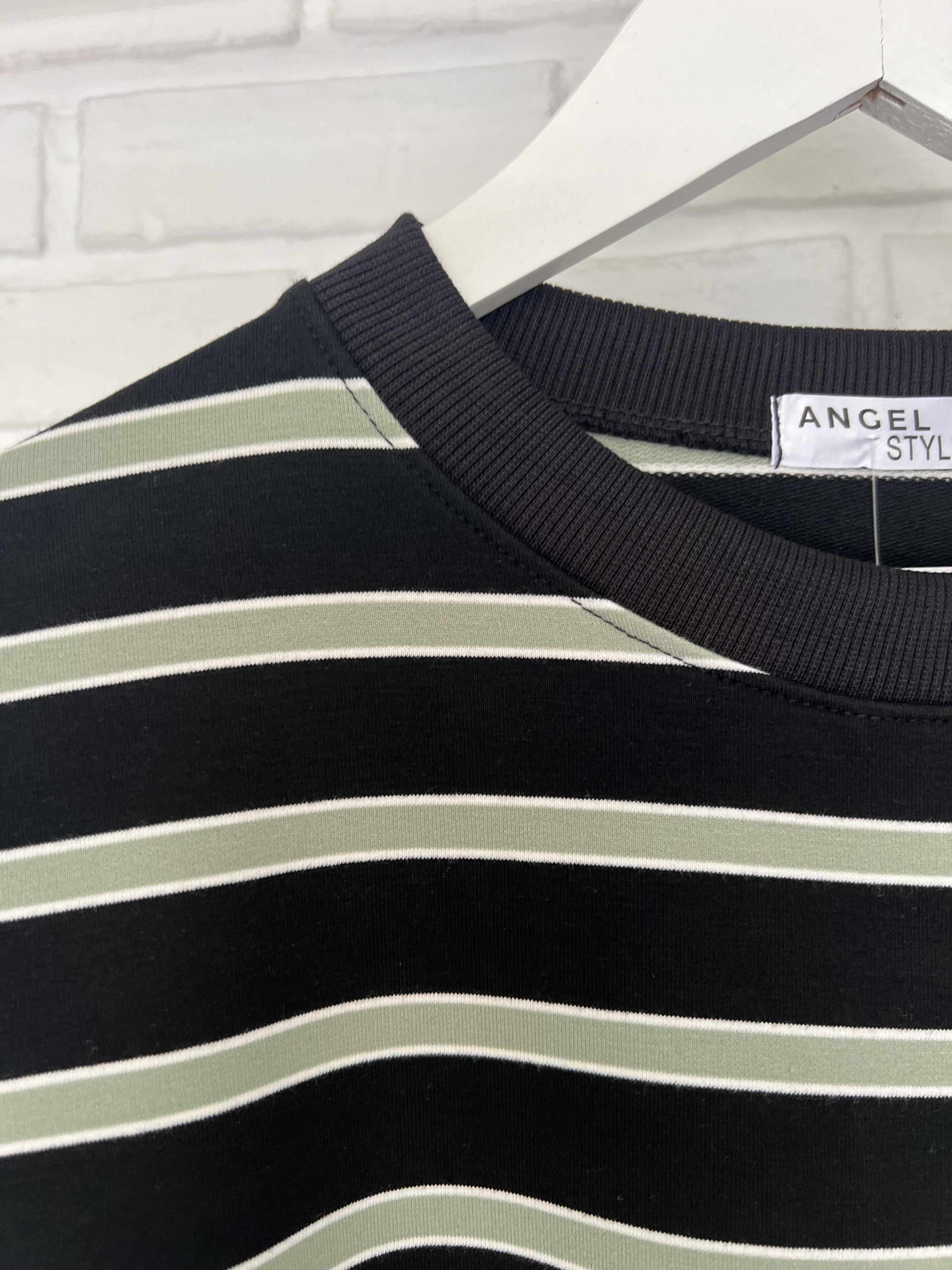 คอกลมริ้วใหญ่แขนยาว