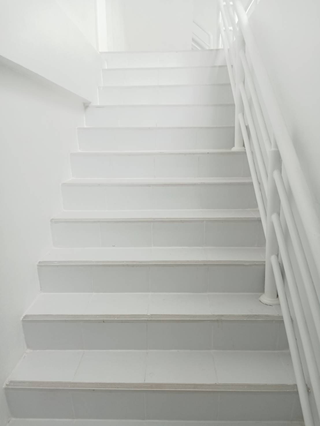 For Rent : Samkong, 3-Story Commercial Building, 2 Bedroom 2 Bathrooms