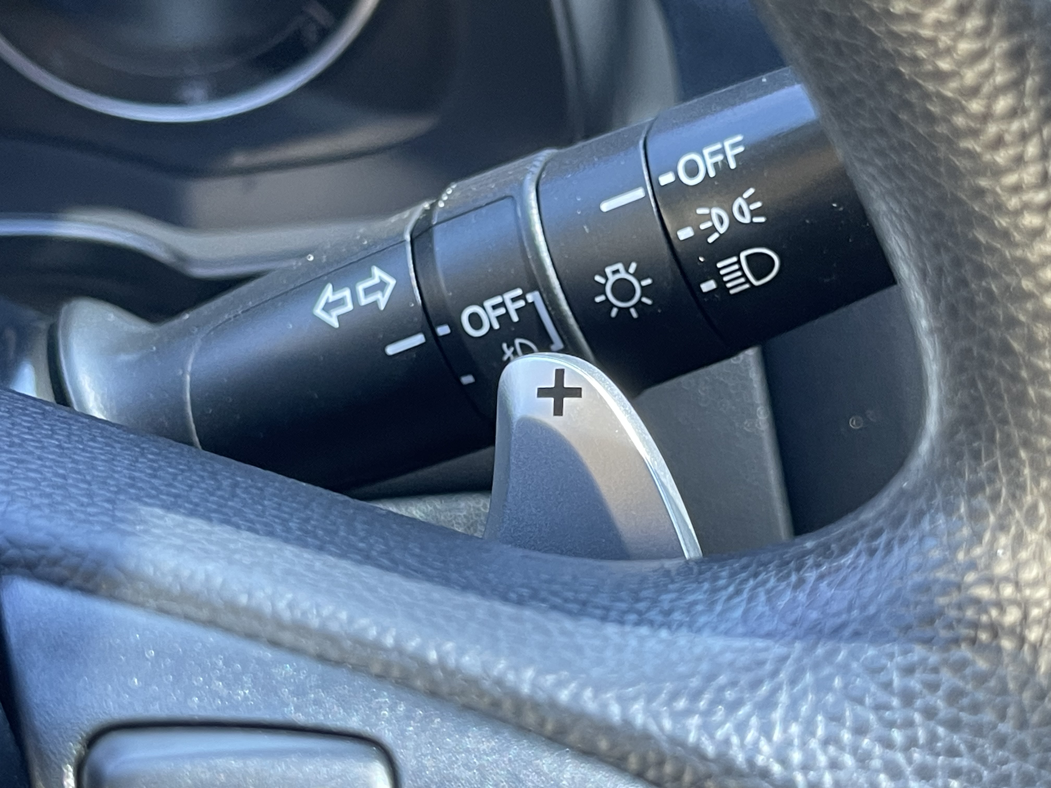 Honda Jazz 1.5 SV At 2016 ขาว