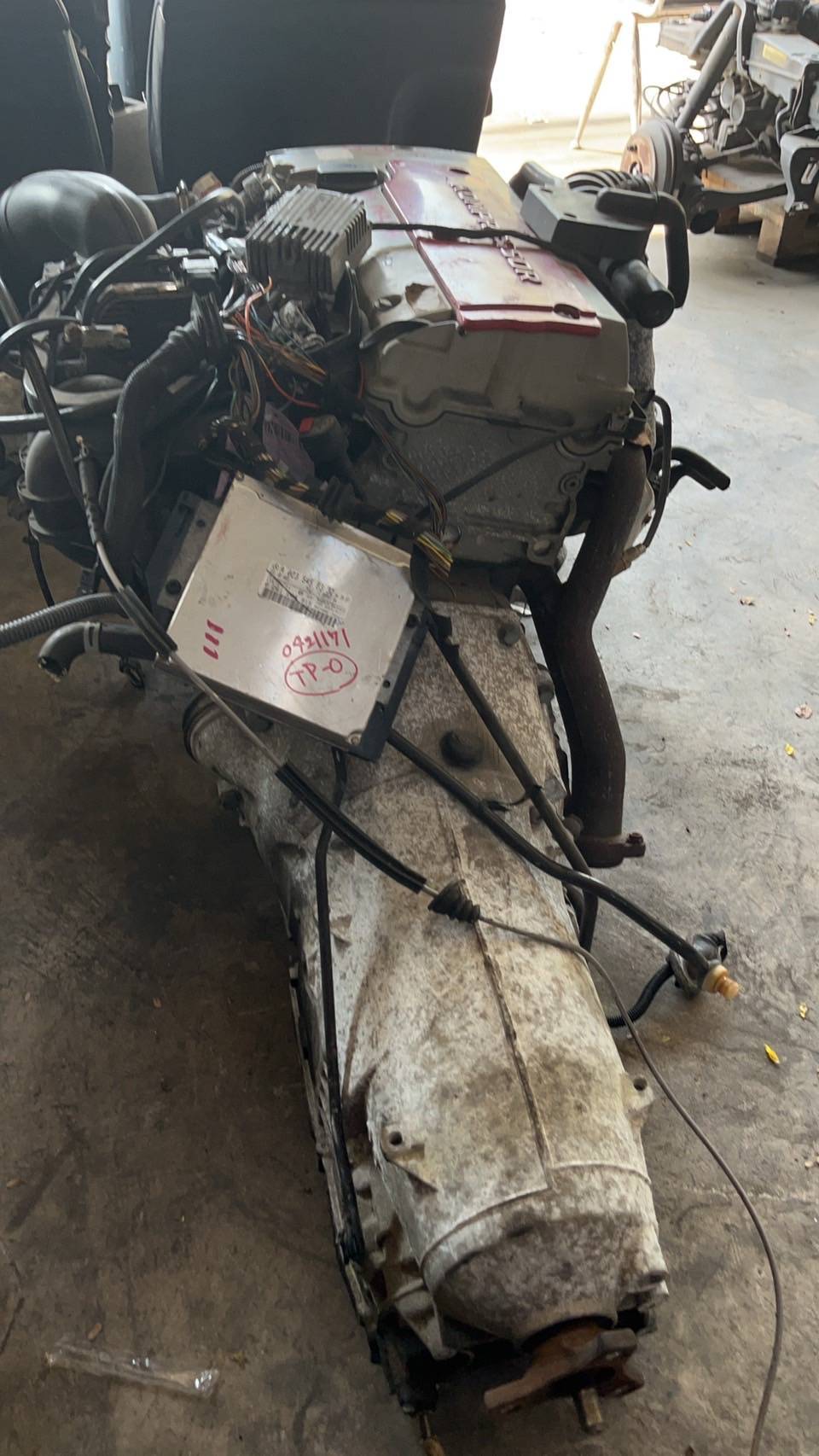 เครื่องยนต์BENZ R170 SLK230 ฝาแดง