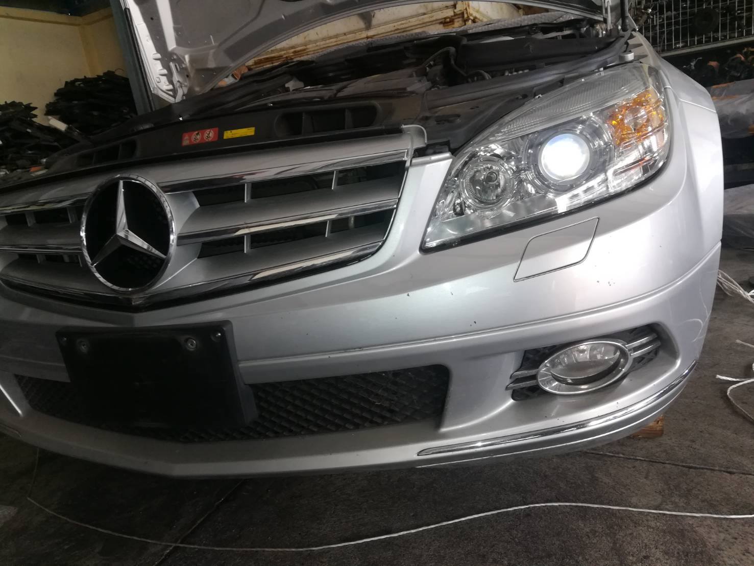 ไฟหน้าซีนอนBENZ W204