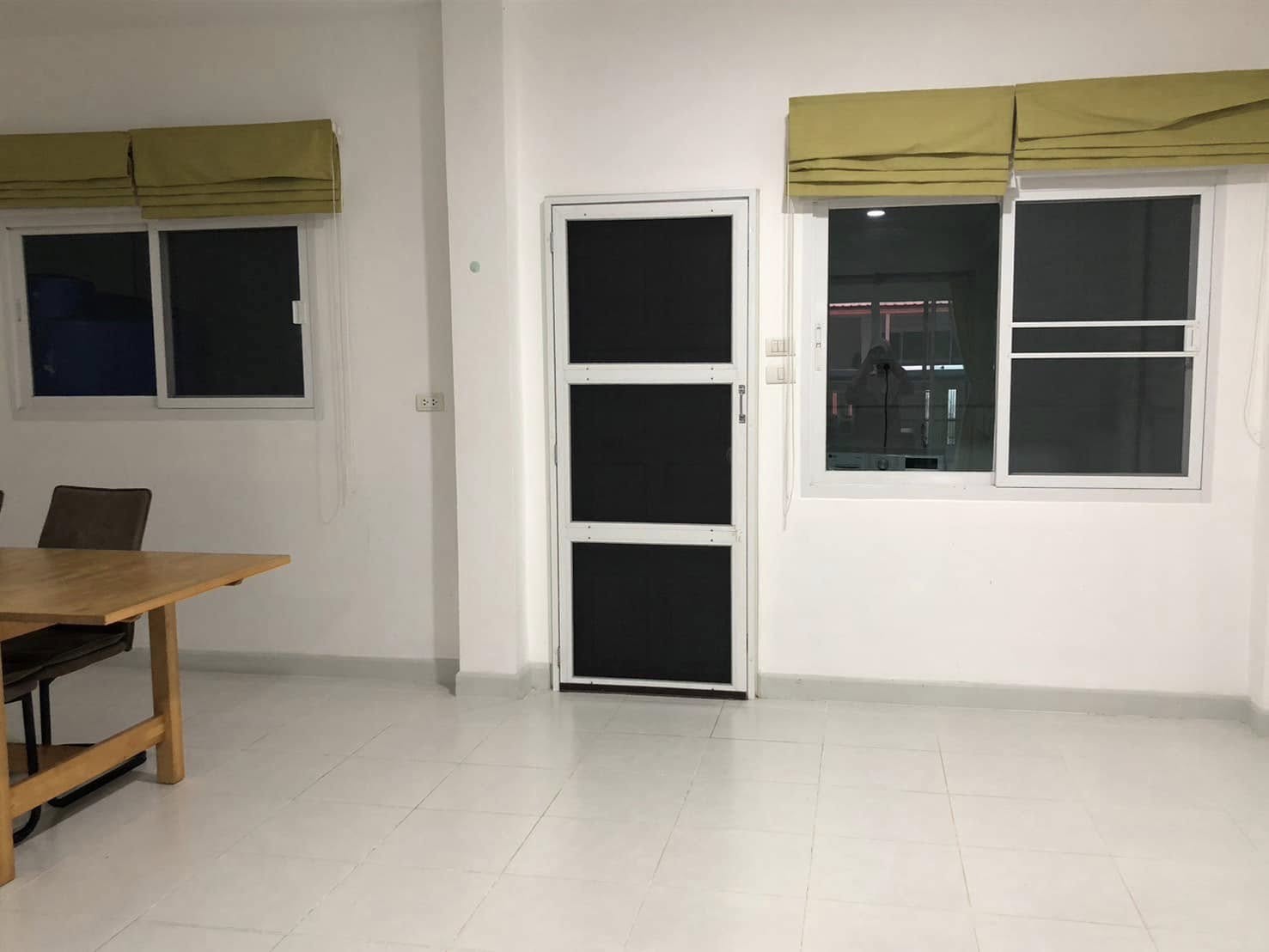 For Rent : Wichit, 2-story townhome, 3 bedrooms 3 bathrooms