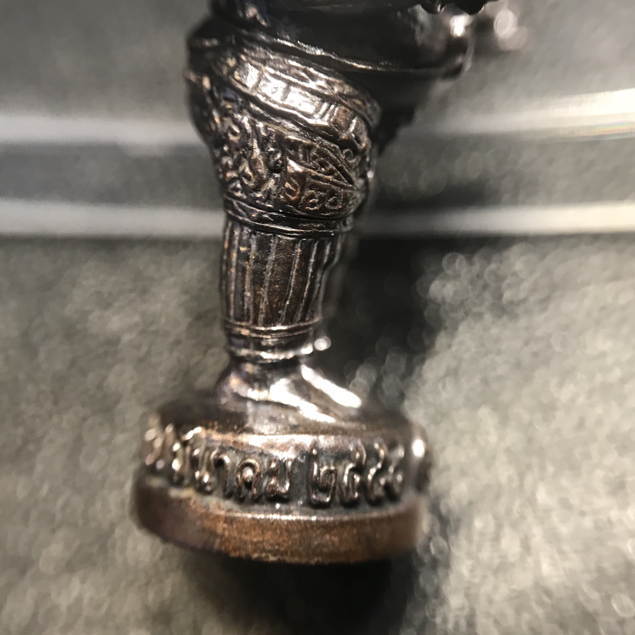 พระพิฆเนศ รุ่นครบรอบ100 ปี กรมศิลปากร ปี2556 พิมพ์ลอยองค์ เนื้อโลหะผสม ปางประทานพร(องค์ยืน)สูง 1 นิ้ว