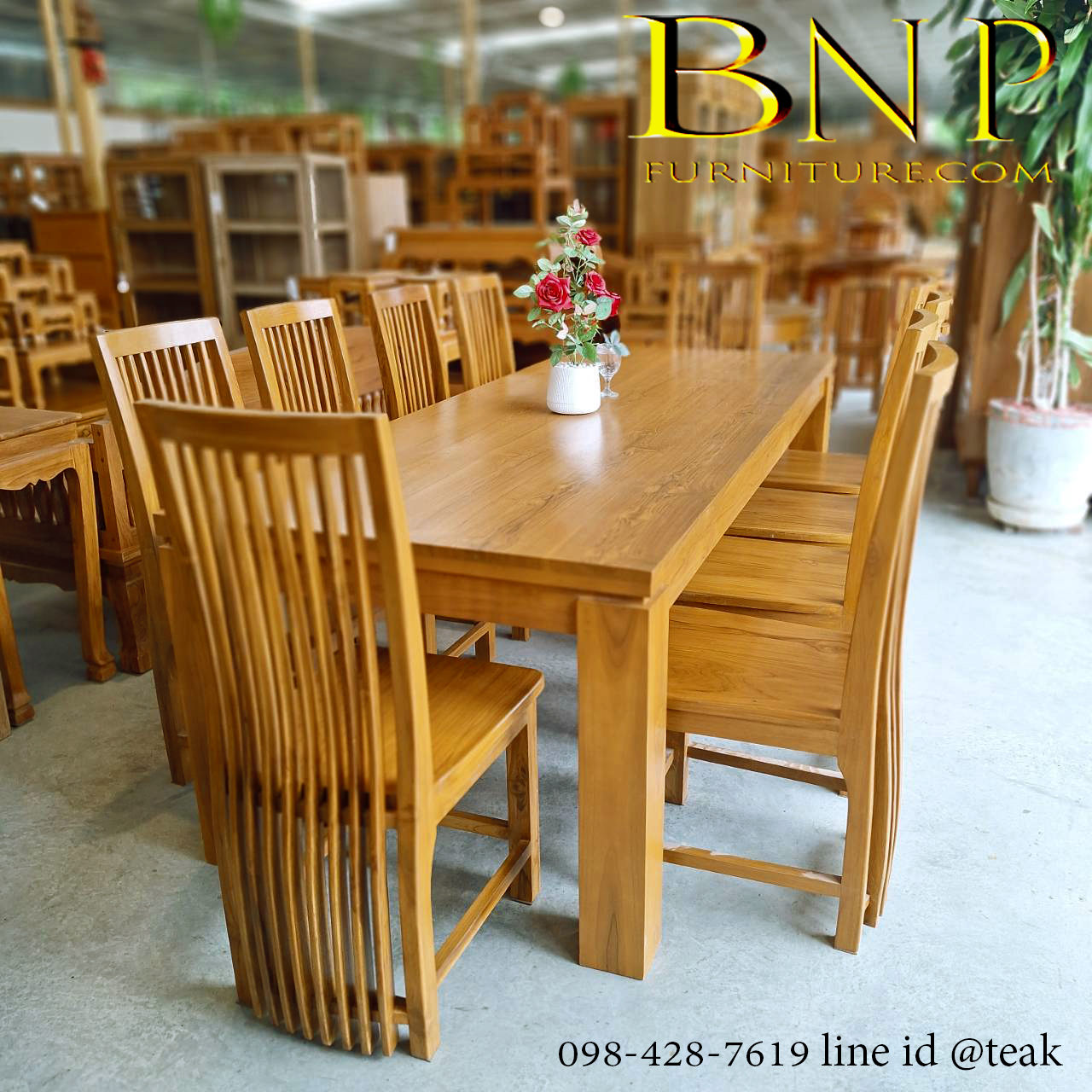 โต๊ะทานข้าวโมเดิร์น 10 ที่นั่ง รุ่น ไอริส