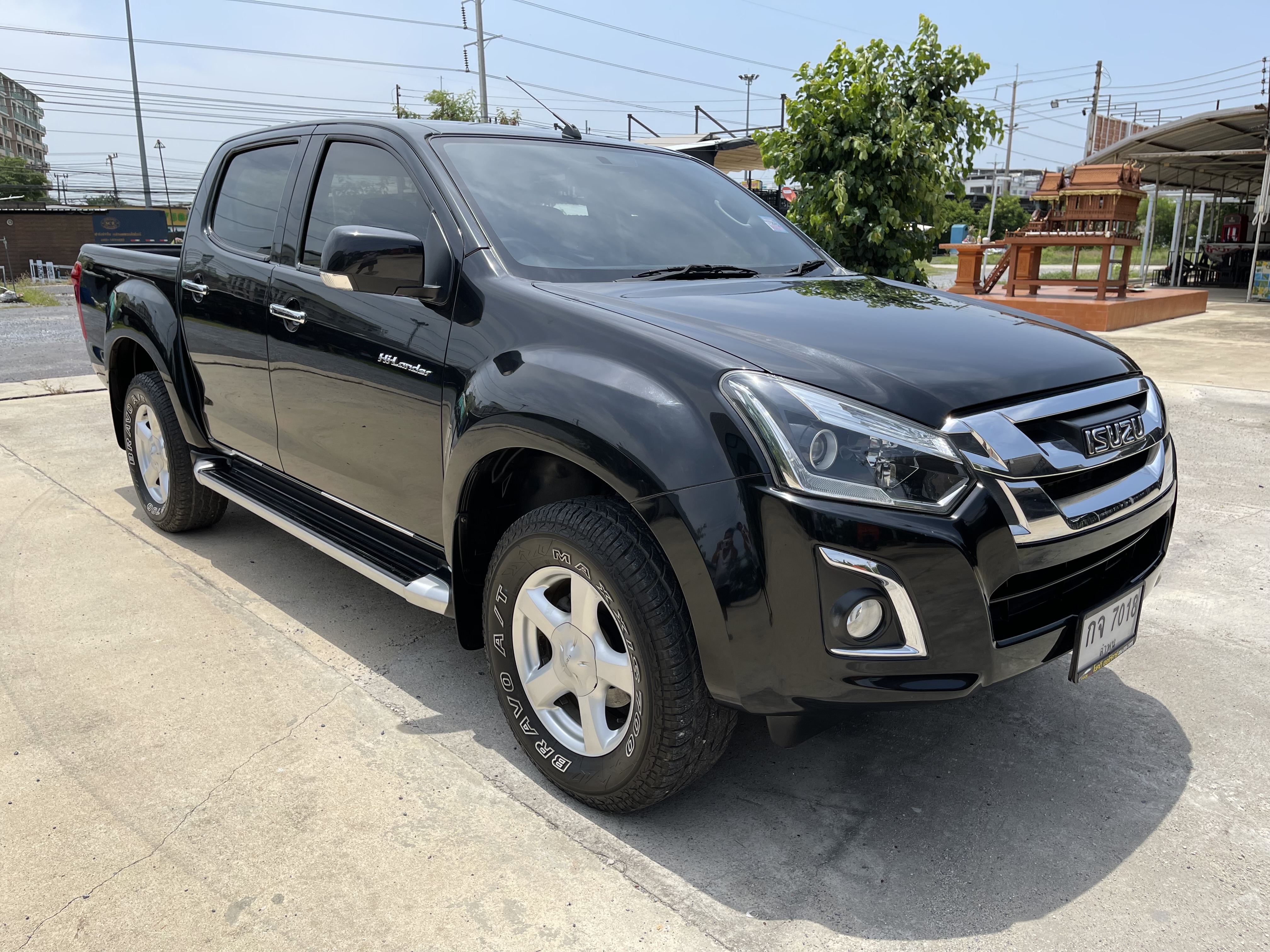 Isuzu Dmax All New 4ประตู Hilander 1.9 L 2017 ดำ