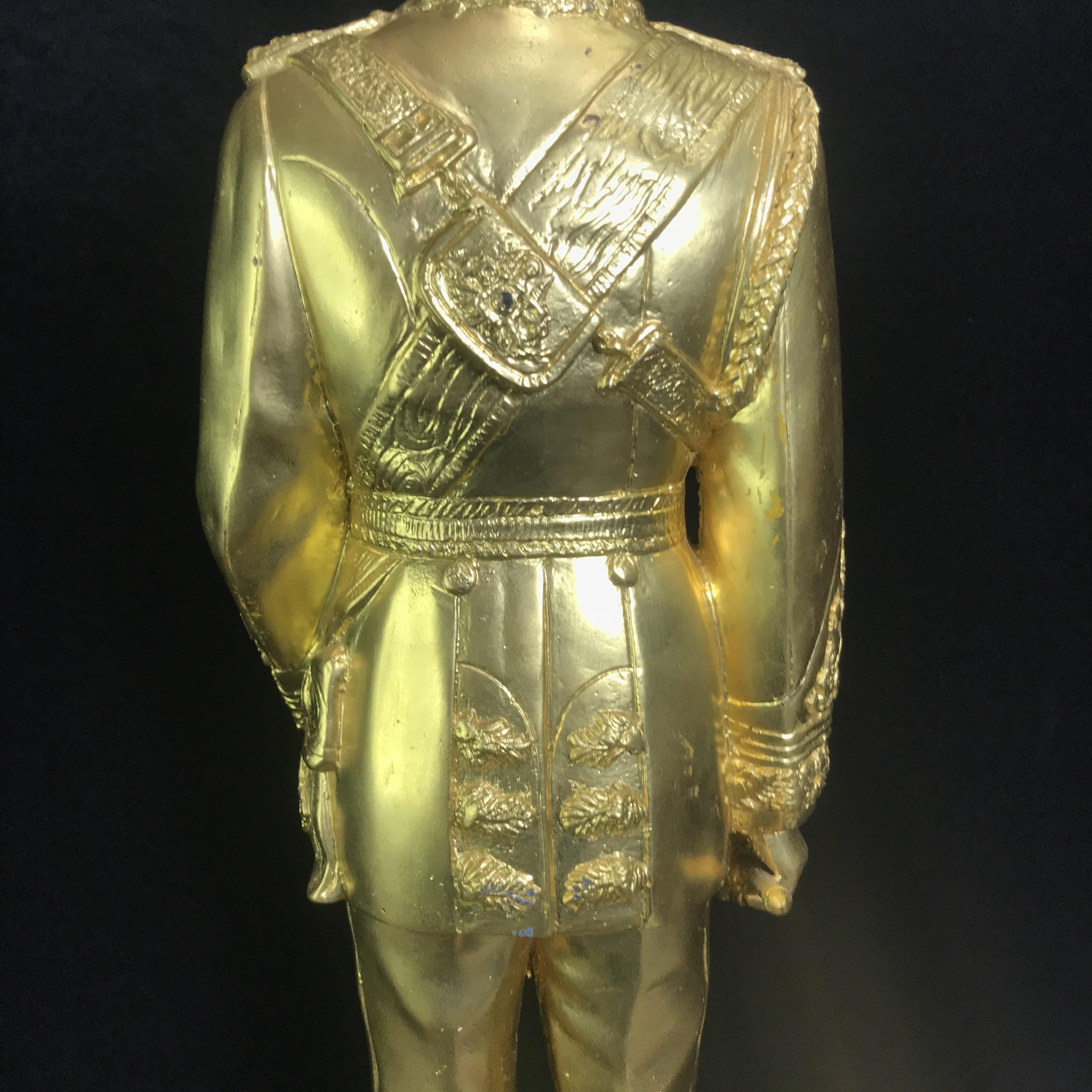 พระบรมรูปหล่อในหลวงรัชการที่ 9 โดยพระบรมราชานุญาต ที่ระลึกโครงการจัดสร้างโรงพยาบาลราชพิพัฒน์ ในมหามงคลวโรกาสพระราชพิธีกาญจนาภิเษก ทรงครองสิริราชสมบัติครบ 50 ปี พ.ศ.2539 (พิธีใหญ่ปลุกเสกวัดพระแก้ว)