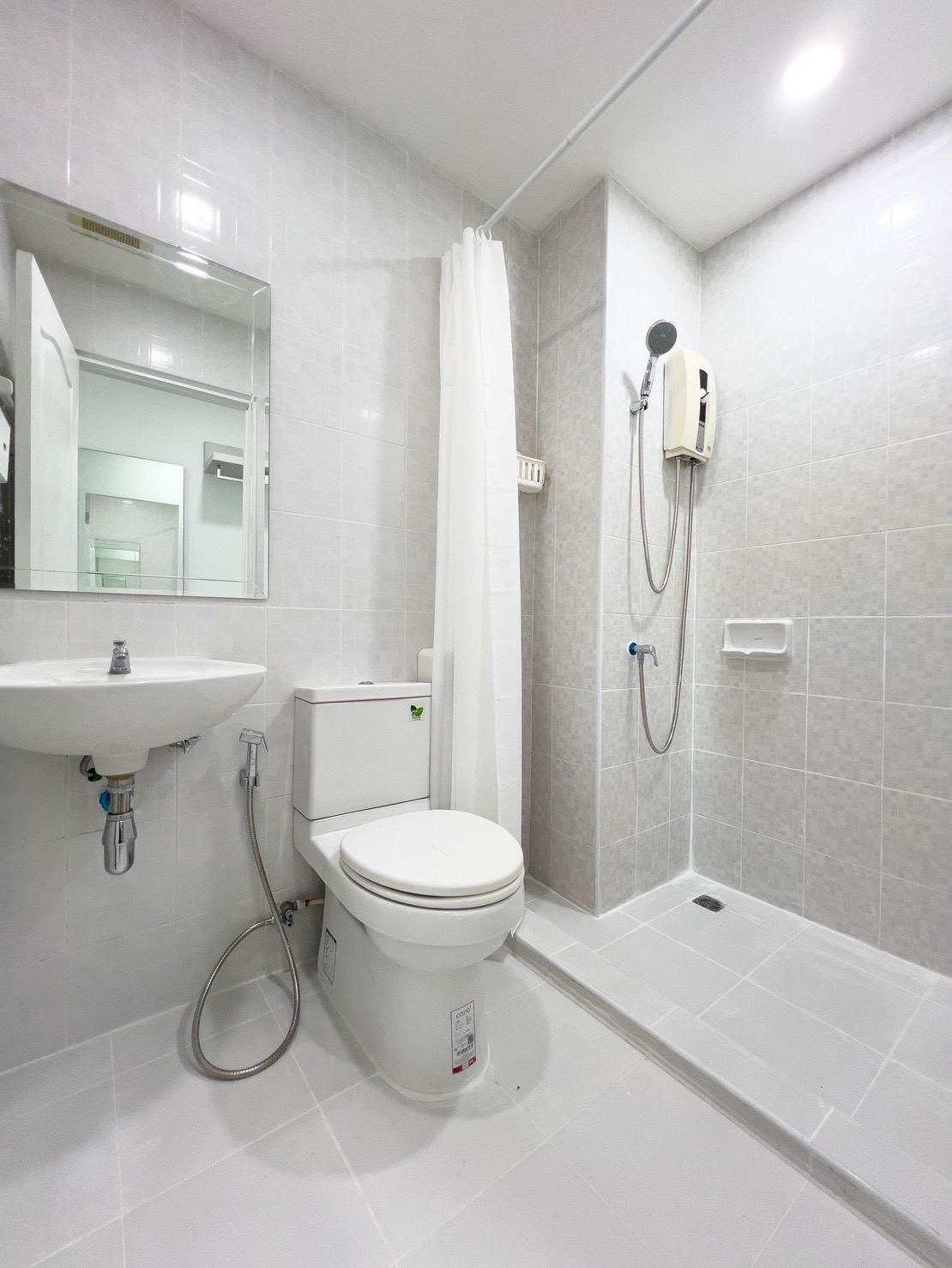 For Sales : Cherngtalay, Zcape 1 Condominium, 1 bedroom, 6th flr., pool view