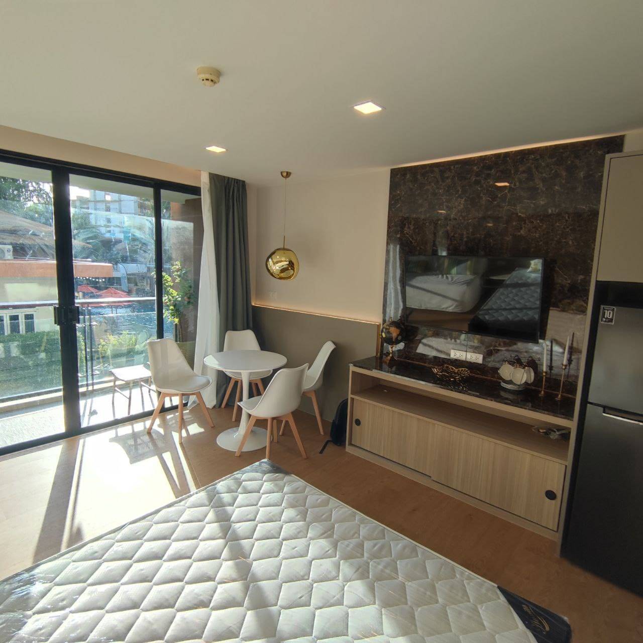 For Sale : Phuket Town, The Beach Condotel, 1 bedroom 1 bathroom 2nd flr.