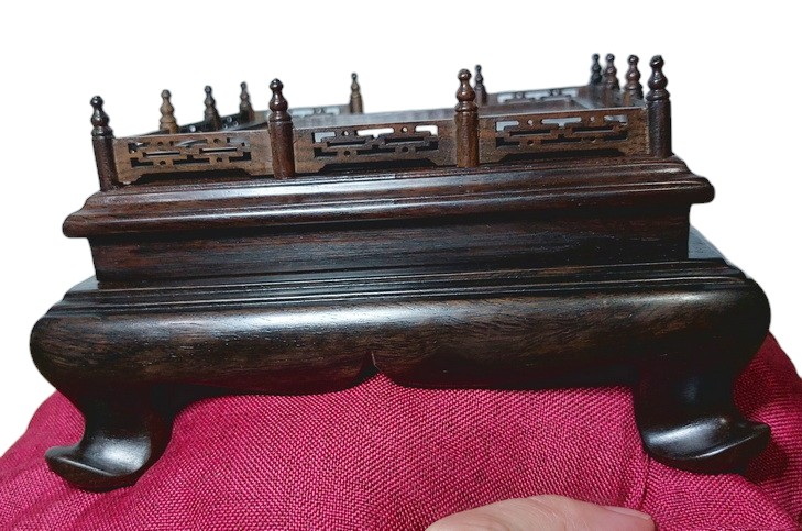 B512-C พื้นที่วาง12cmx12cm