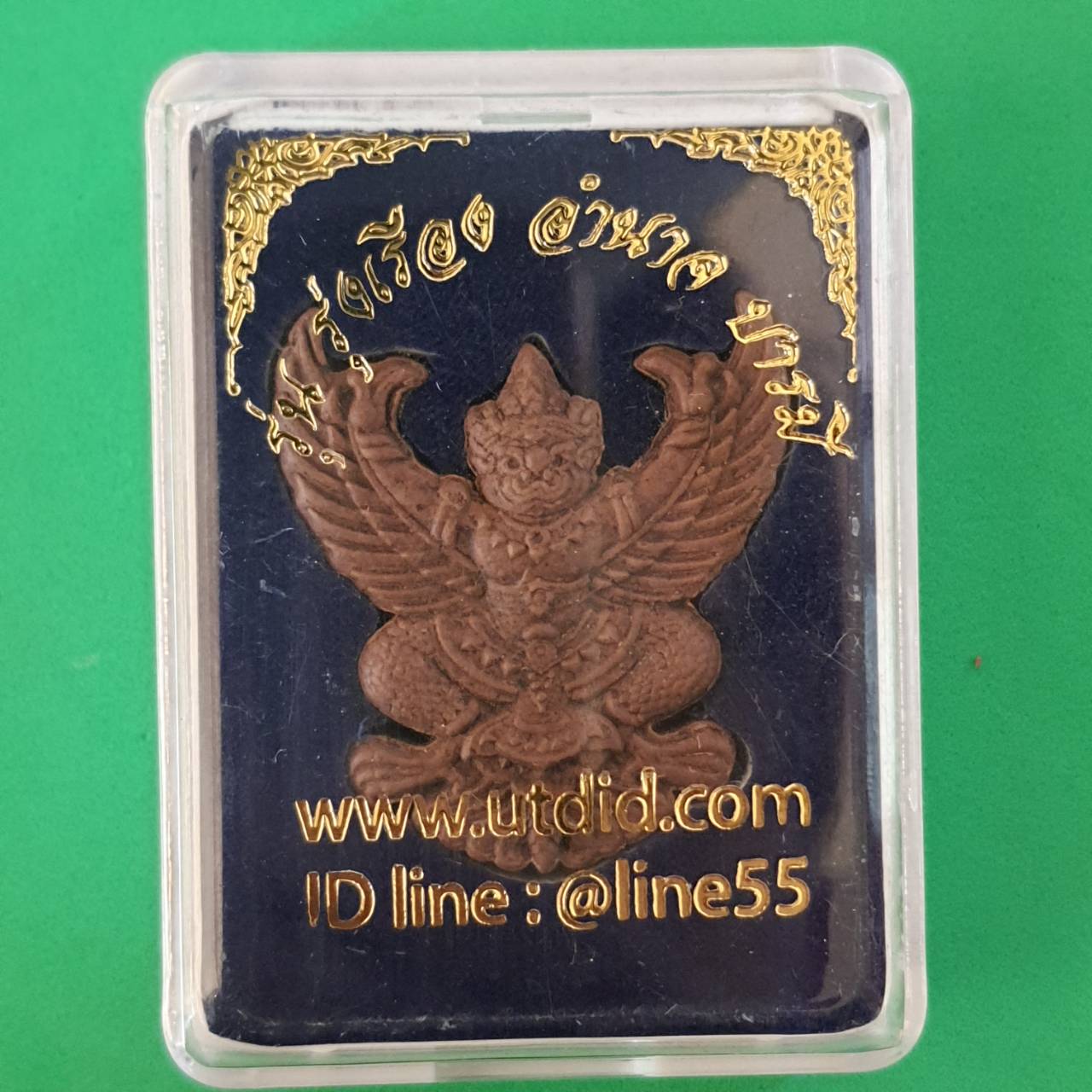 พระเครื่อง พญาครุฑห้อยคอ เลี่ยมกรอบ รุ่น รุ่งเรือง อำนาจ บารมี สีน้ำตาล ครุฑ จี้พญาครุฑ ครุฑบูชา