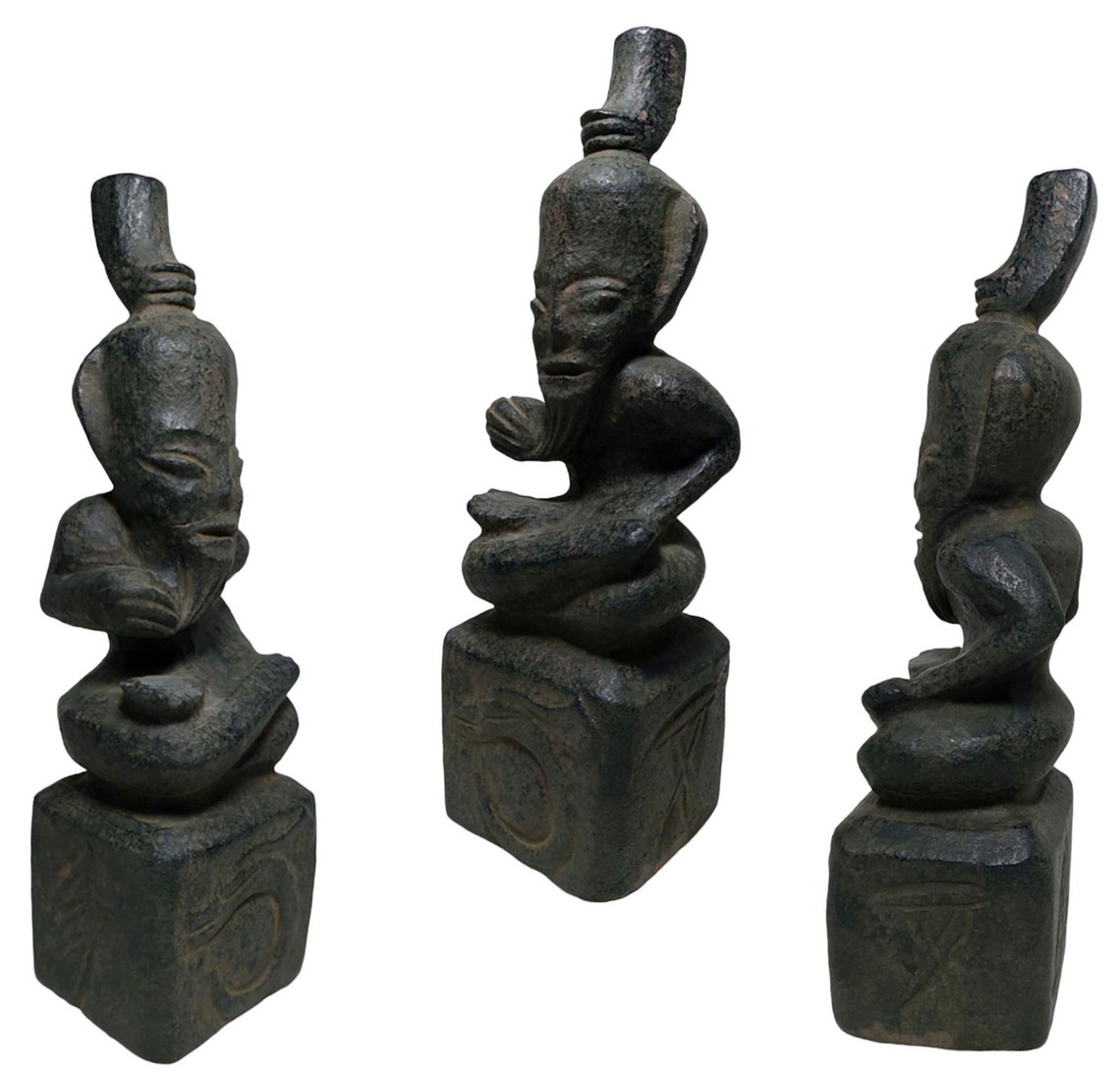 รูปปั้นหินแกะ นักพรต เต้าชื่อ สูง25.5cm (หินแม่เหล็กดูดติด)