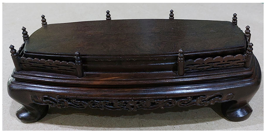 💥SALE!💥กี๋หรือฐานไม้มีซุ้มรั้ว สี่เหลี่ยมผืนผ้า หน้าท๊อปยาว21cmx8.5cm