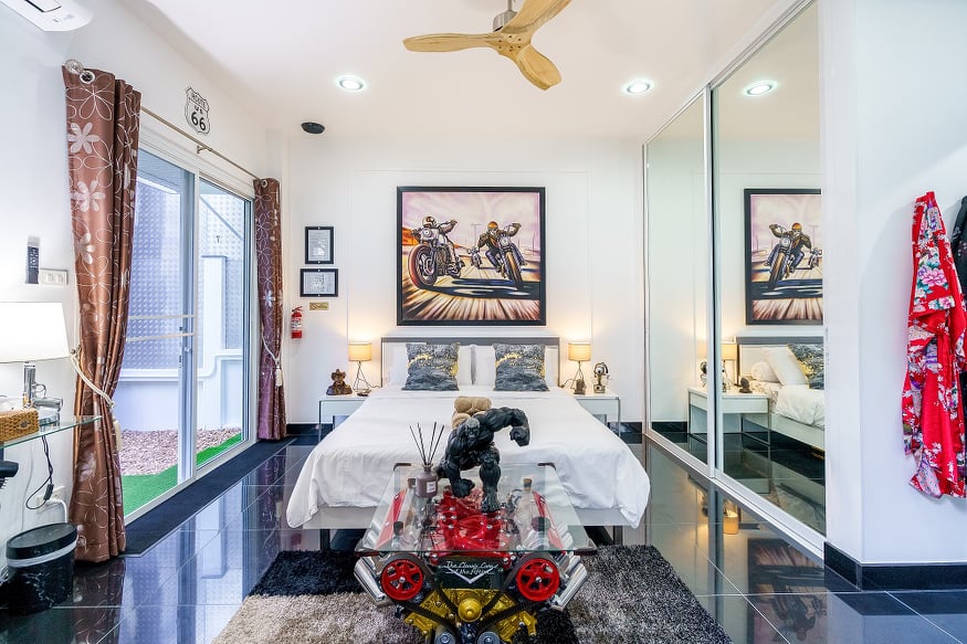 For Sales : Rawai, Luxury Private Pool Villa, 7 bedrooms 7.5 bathrooms, 450 sqm.