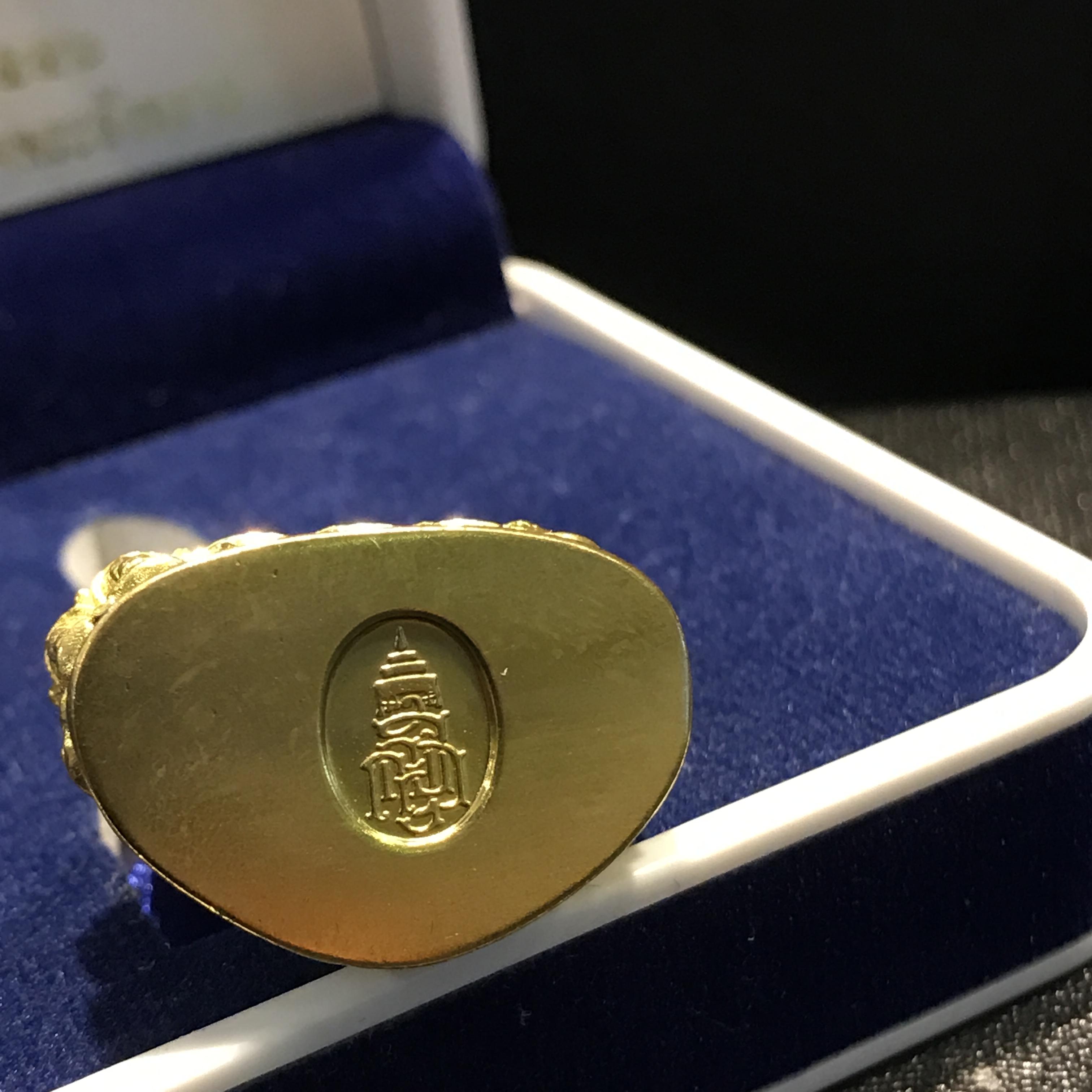 พระกริ่งคชวัตร รุ่น2(100พระชันษา)สมเด็จพระสังฆราช วัดบวรนิเวศ พร้อมกล่อง