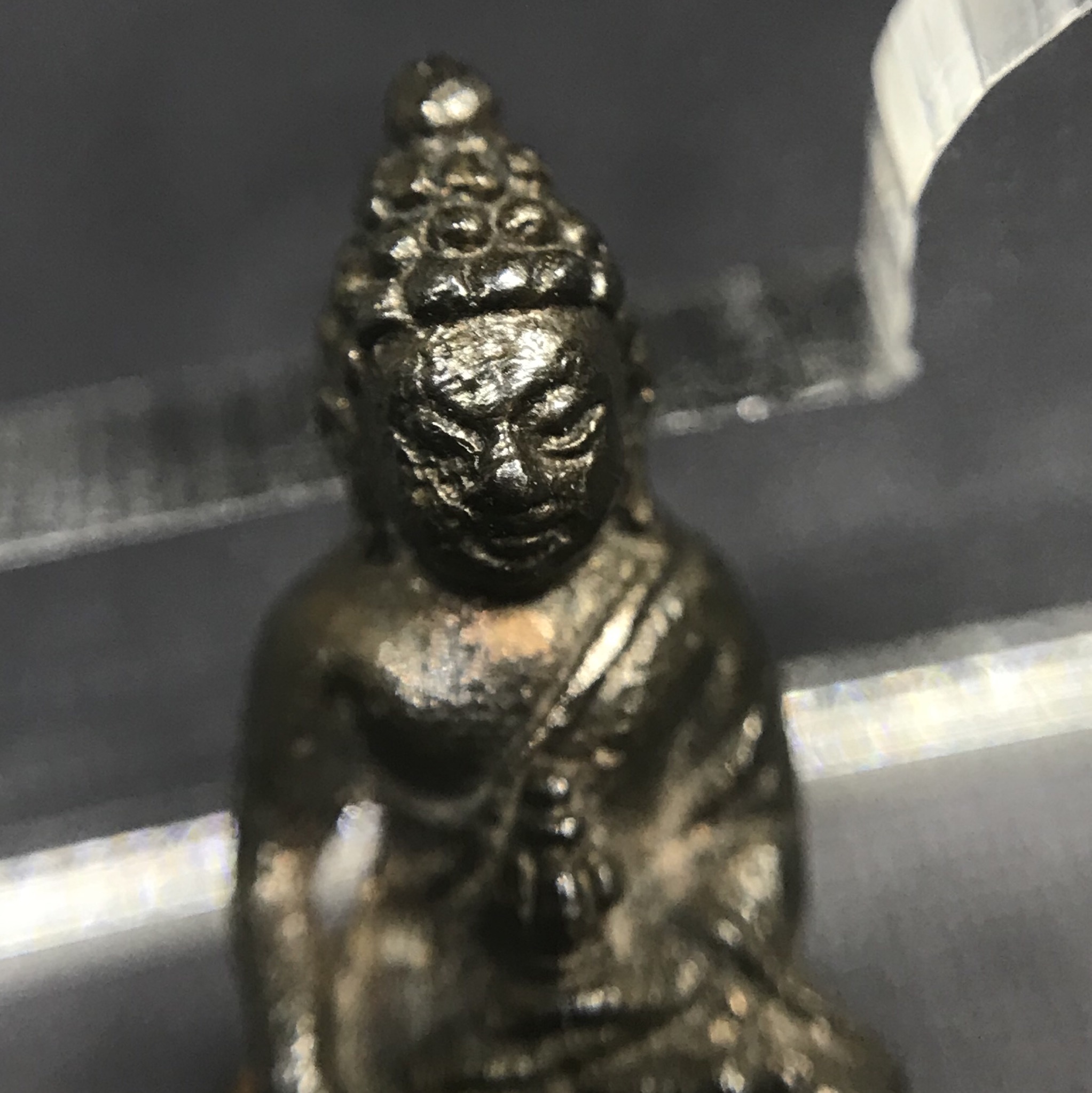 พระชัยวัฒน์ ภปร. ธรรมศาสตร์ 50ปี เนื้อนวโลหะ(ในหลวงรัชกาลที่9 เสด็จเททอง)(หายาก)(1ใน2142องค์)