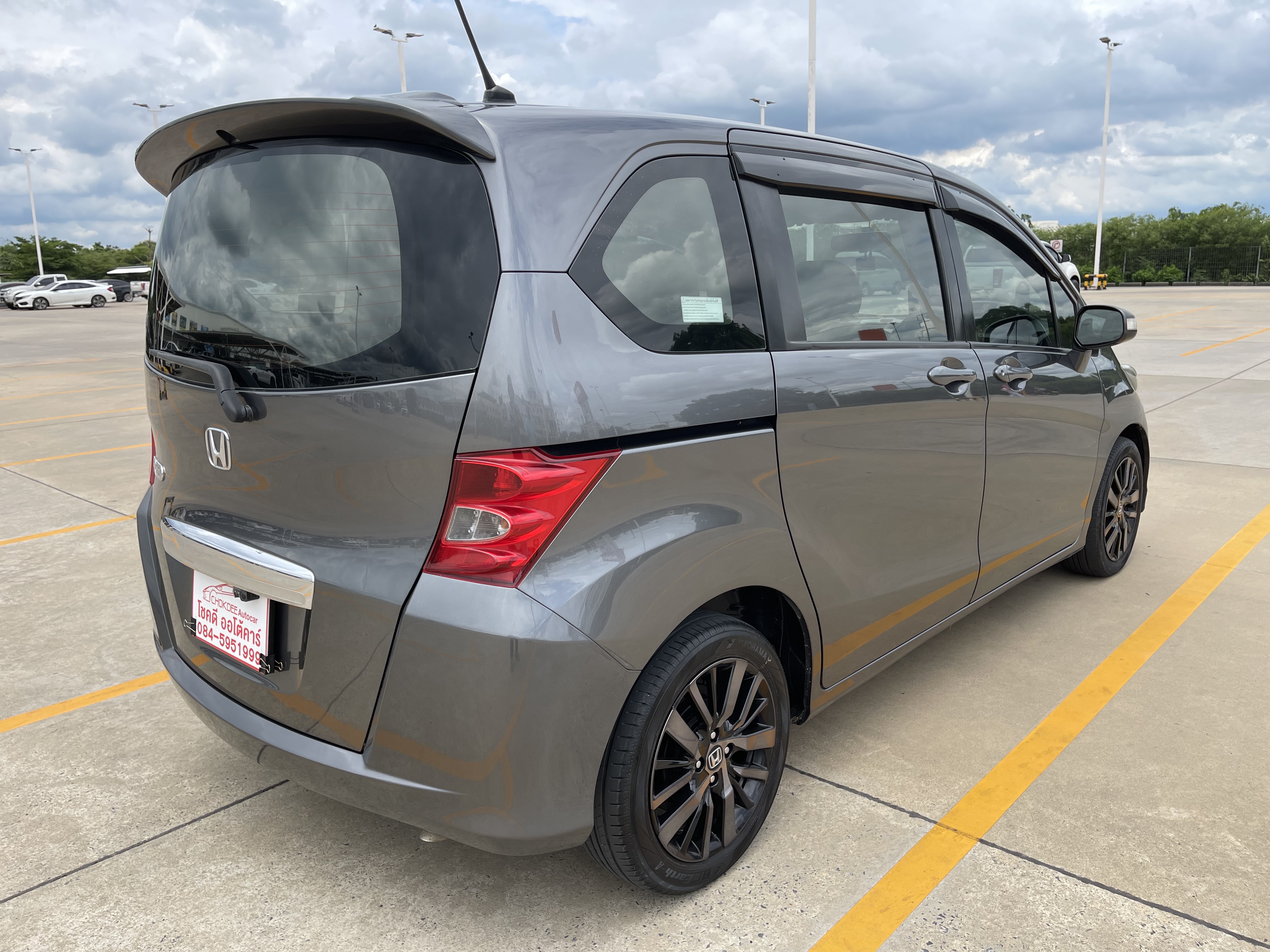 Honda Freed 1.5 E Sport At 2010 เทาดำ