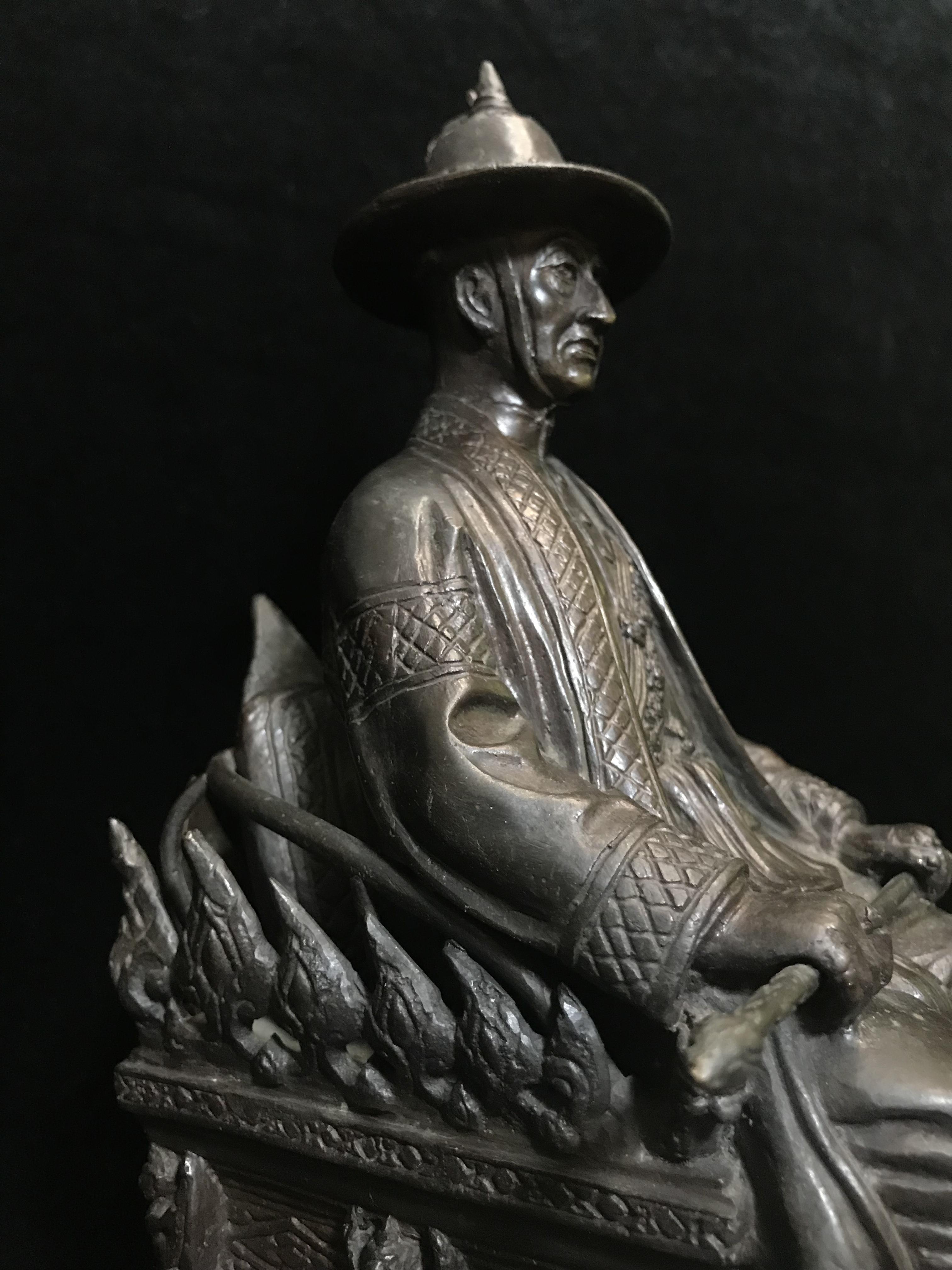 พระบรมรูปหล่อพระบาทสมเด็จพระพุทธยอดฟ้าจุฬาโลกมหาราช (ร.1) ทรงนั่งบัลลังก์ จัดสร้างโดยรัฐสภาผู้แทนราษฎร เนื้อโลหะสัมฤทธิ์ ปี 2539(หายาก)