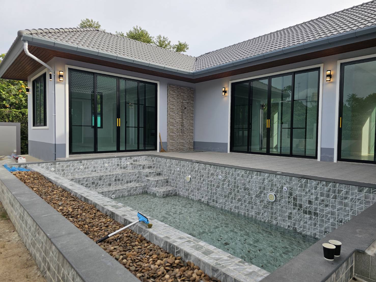 For Rent : Thalang, Newly Pool Villa near Robinson Thalang, 3 bedrooms 2 bathrooms