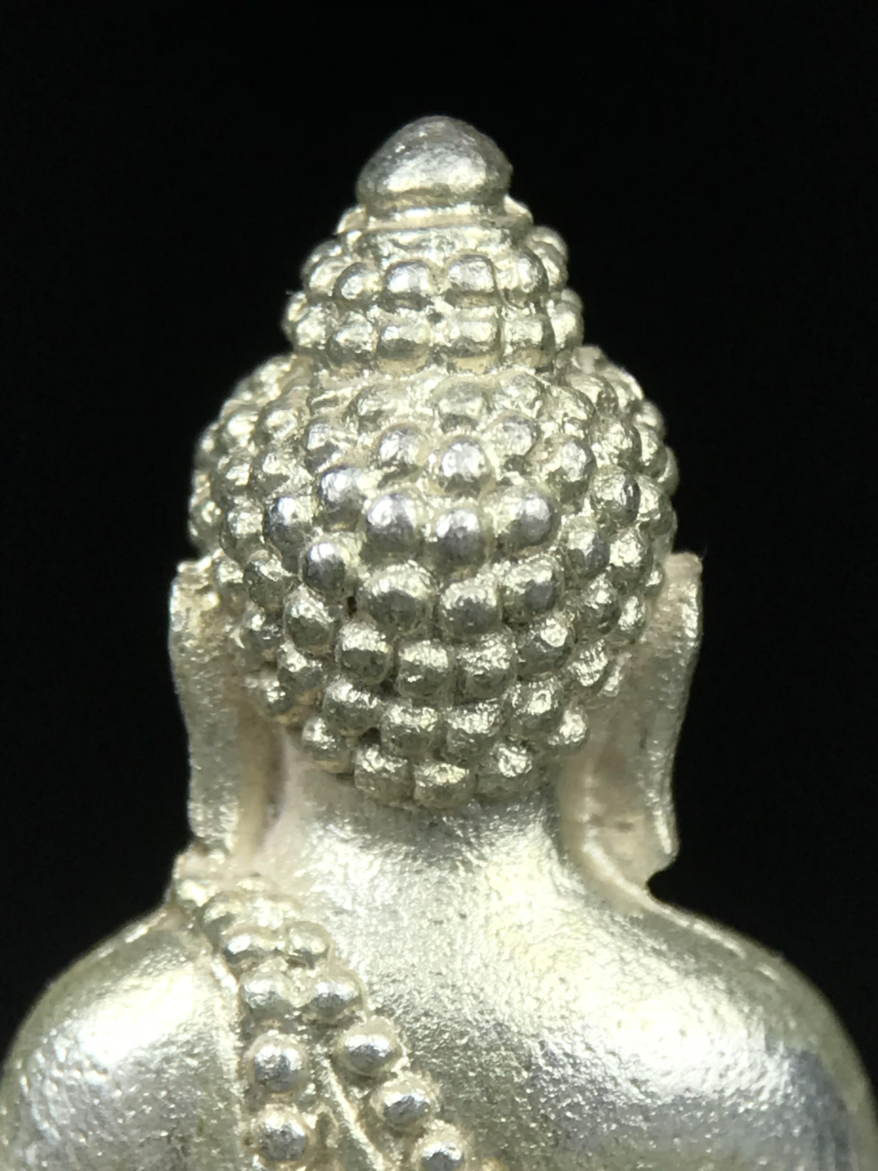 พระกริ่งศิรากาศ ภปร.(พระกริ่งคุ้มเกล้า)วัตถุมงคล"คุ้มเกล้าฯ" มูลนิธิ “คุ้มเกล้า” ในพระบรมราชูปถัมภ์ จัดสร้าง โรงพยาบาลภูมิพล เนื้อเงิน(พิมพ์หน้าไทย)(สภาพผิวขึ้นน้ำทองทั่วองค์สวยมากมาก!!)(ในหลวงรัชกาลที่9เสด็จเททอง)(พิธีใหญ่)(นิยม)