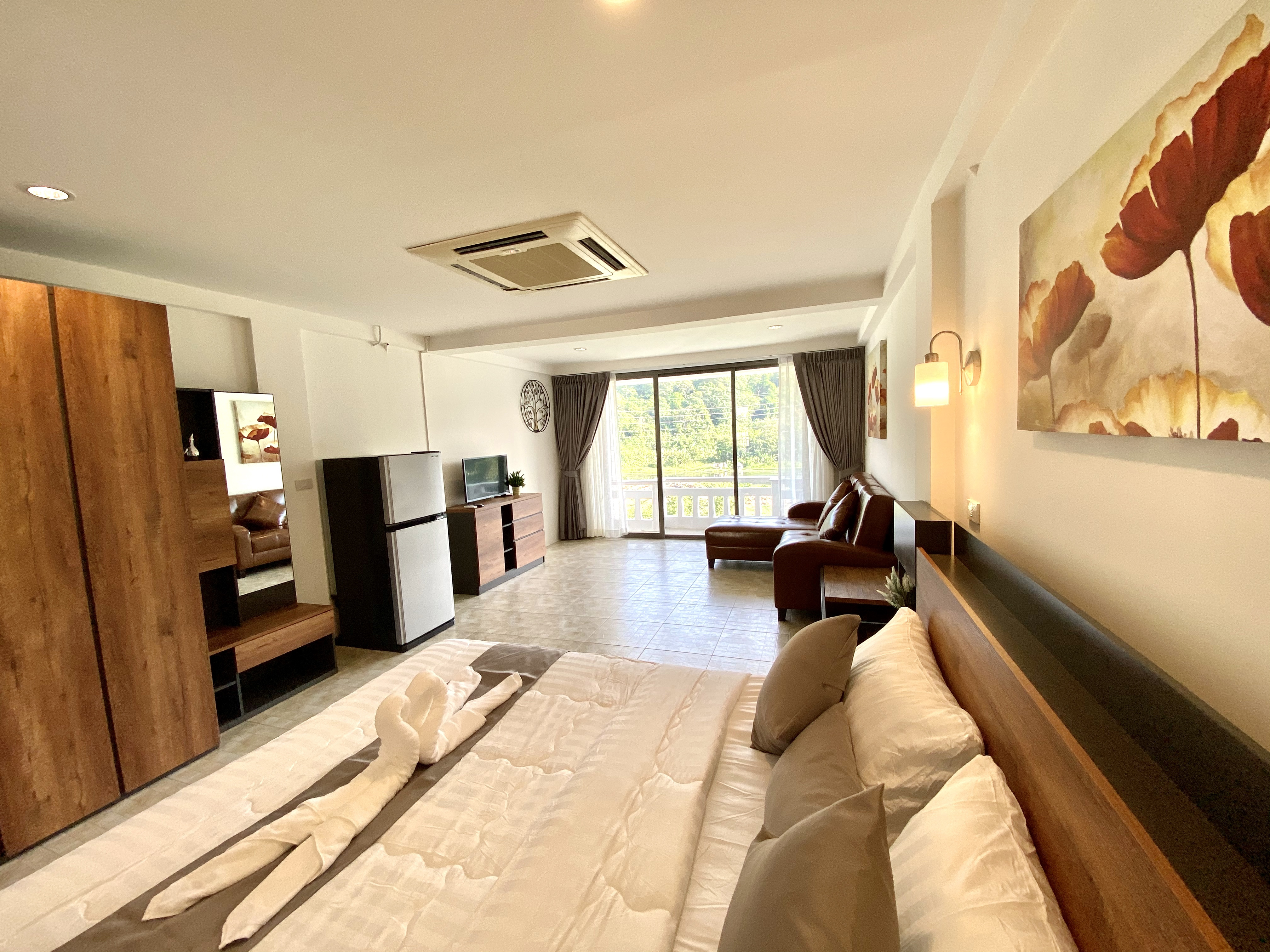 For Rent : Kathu, The Green Golf Residence Condominium, 6th flr.