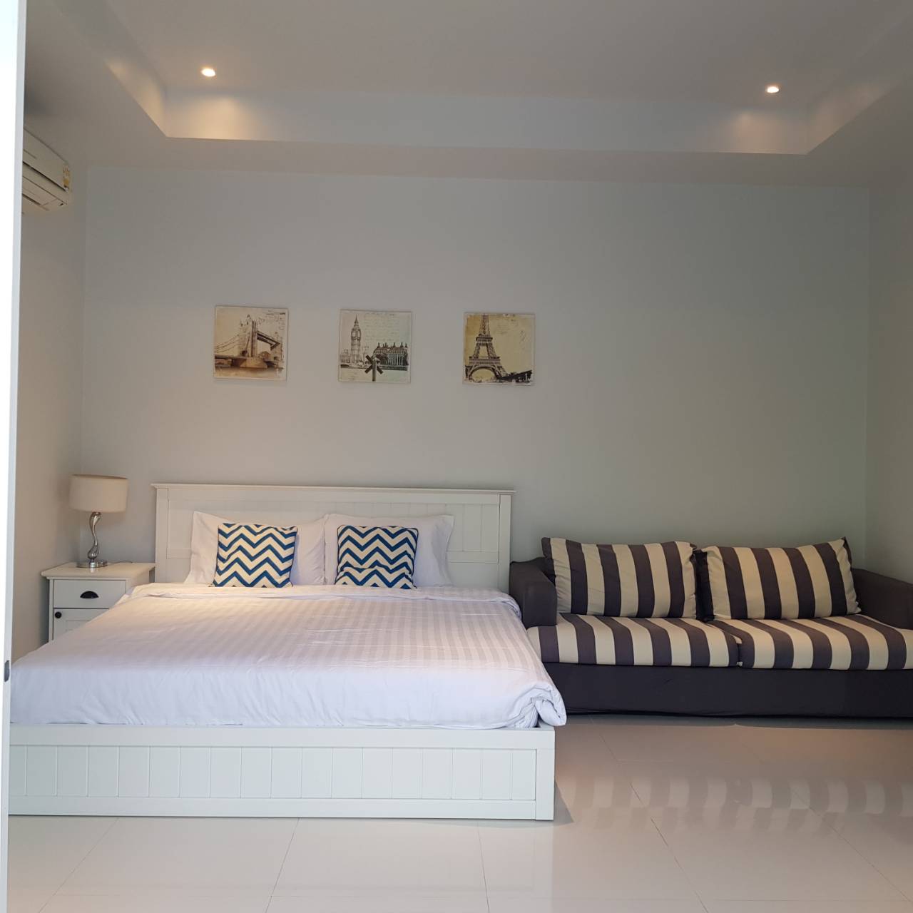 For Rent : Bangtao, Pasak Private Pool Villa, 2 bedrooms 2.5 Bathrooms.