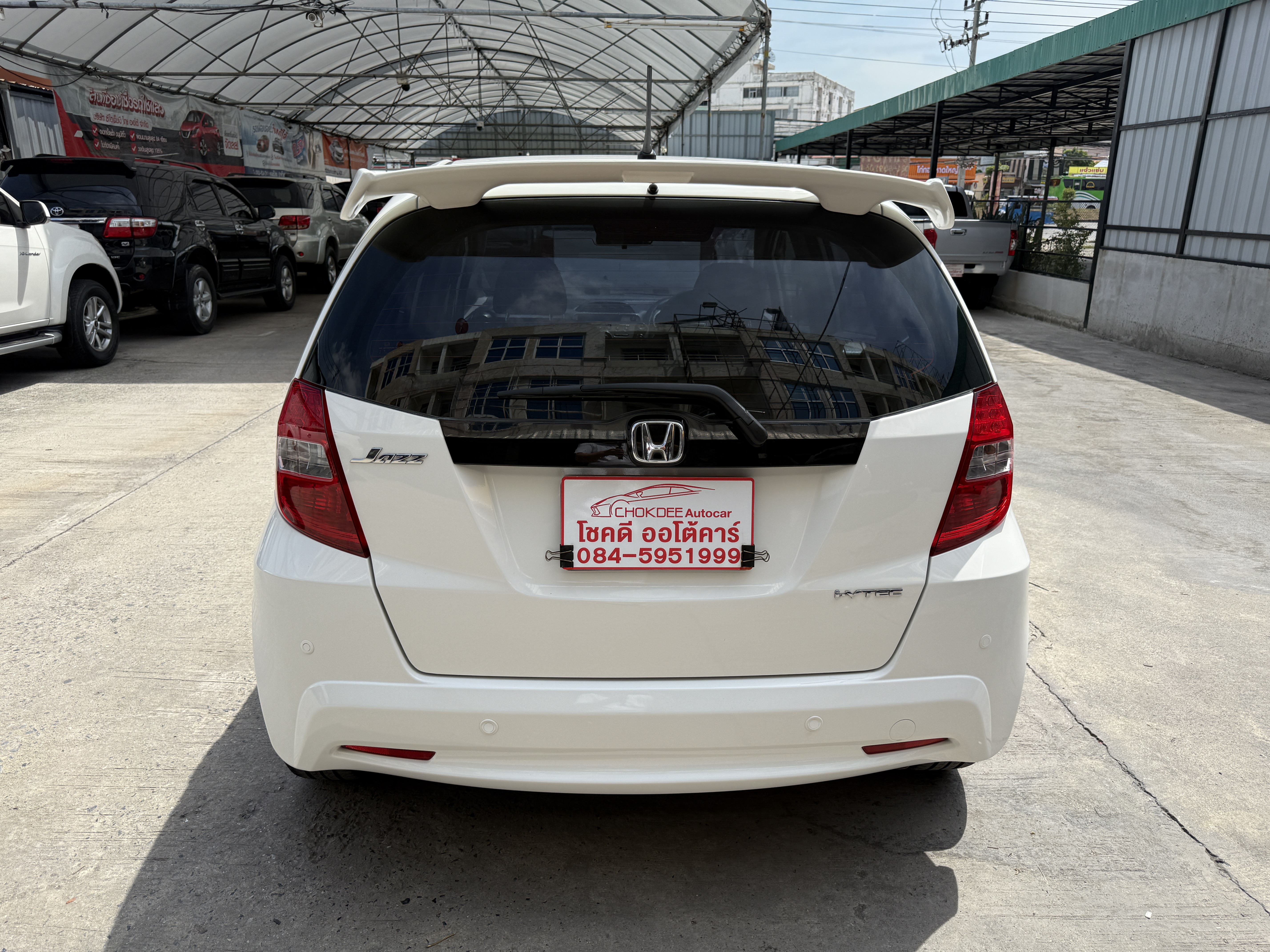 Honda Jazz 1.5 V At 2014 ขาว