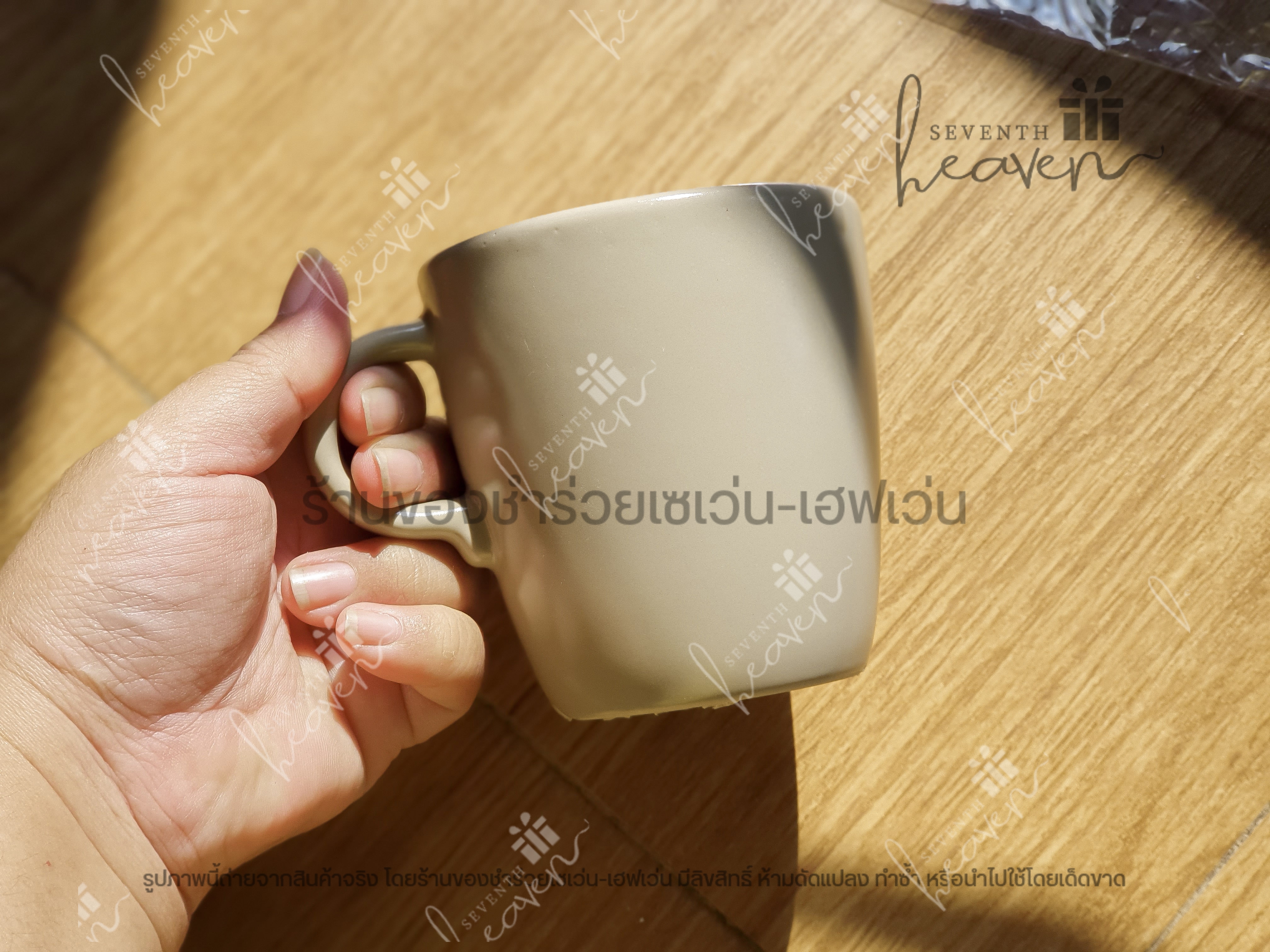 ของชำร่วยงานศพ แก้วมัค แก้วกาแฟ ในถุงผ้าไหมแก้ว