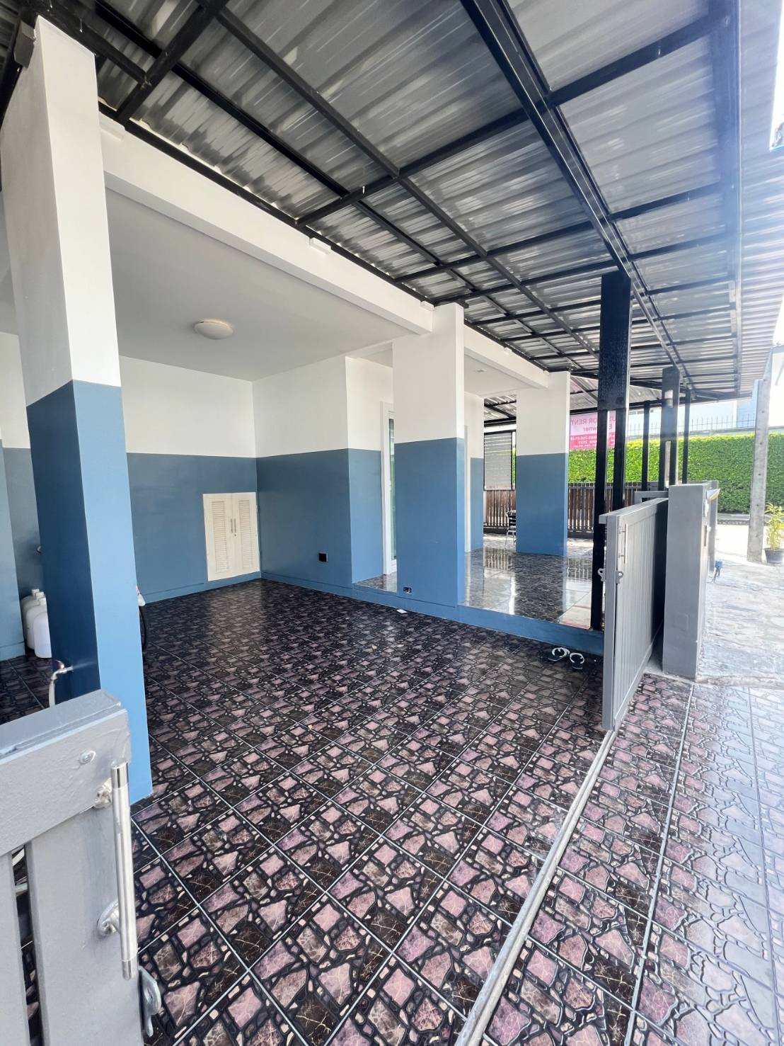 For Rent : Kohkaew, 2-Story detached house, 3 Bedrooms 2 Bathrooms