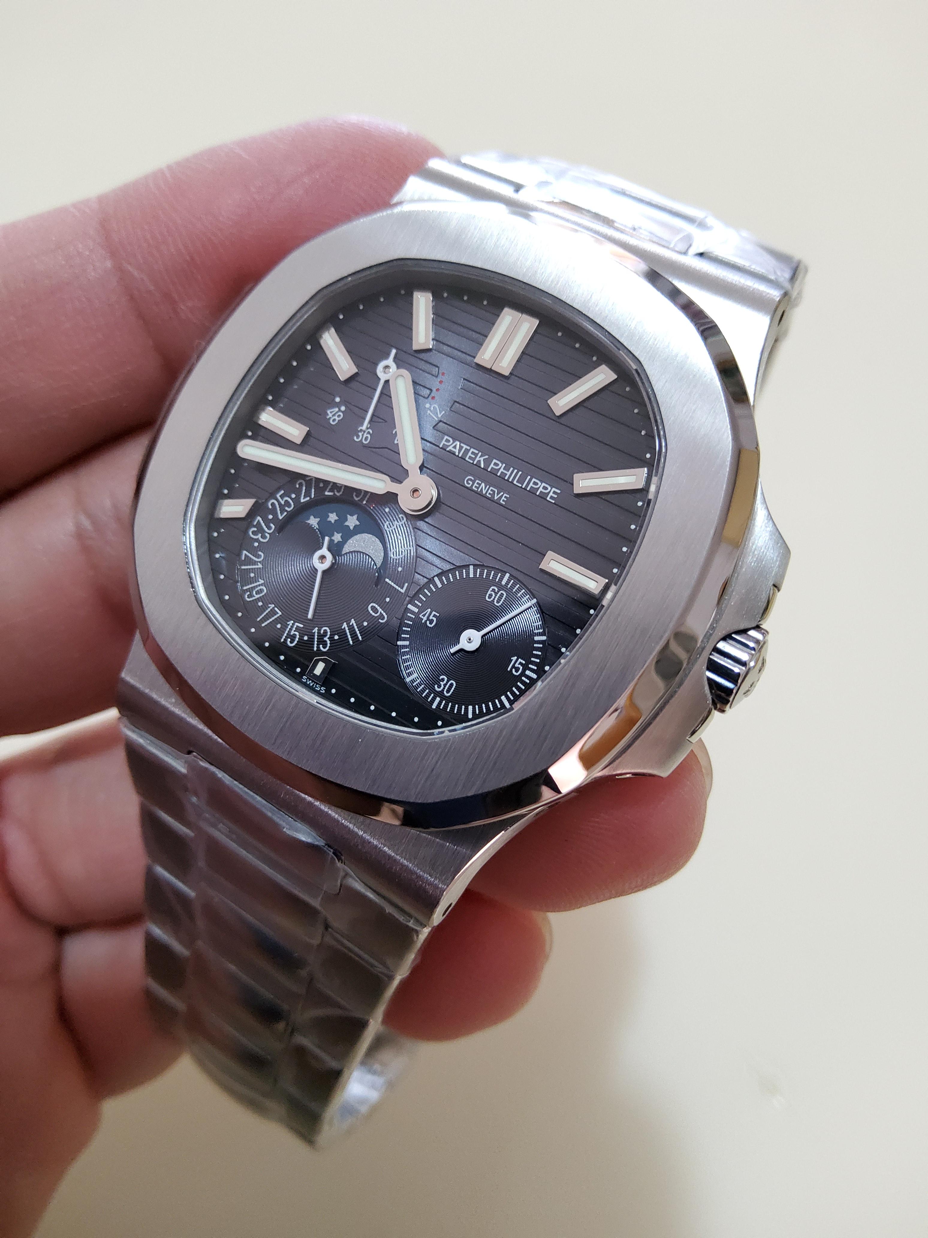 PRE-ORDER PATEK NAUTILUS 5712 กลไกโคลน (40MM.)