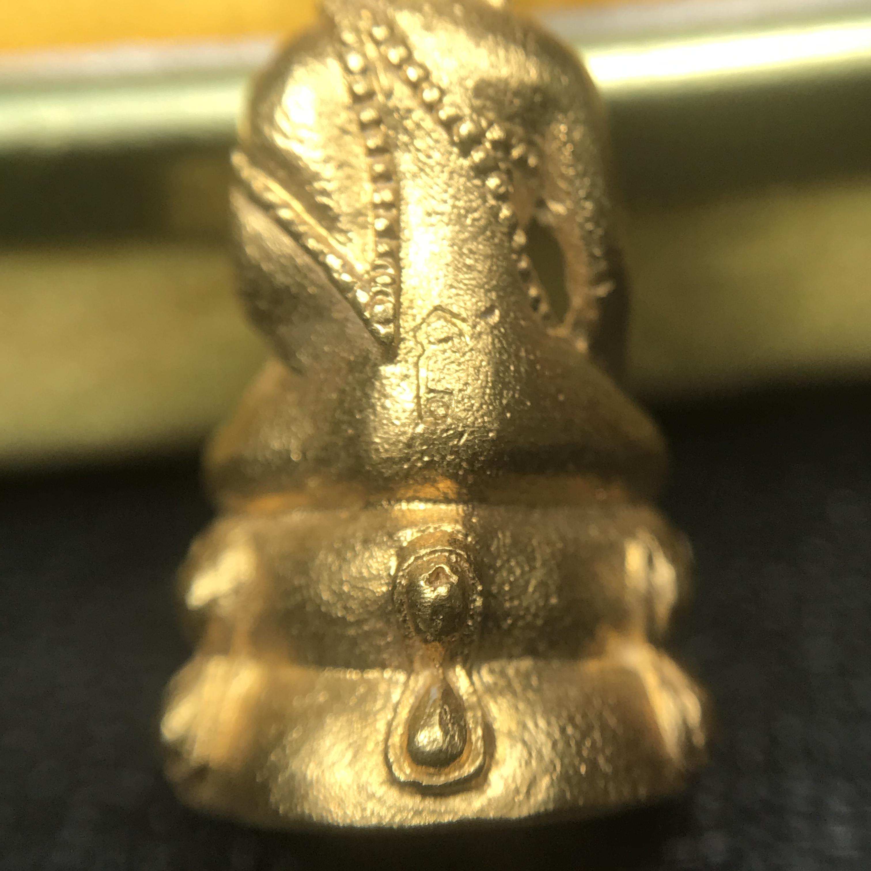 พระชัยวัฒน์นวปทุม ภปร. วัดปทุมวนาราม ปี2535 เนื้อทองคำ(ในหลวงรัชกาลที่9เสด็จเททอง)(สภาพสวยเดิมครบสมบูรณ์หายาก)