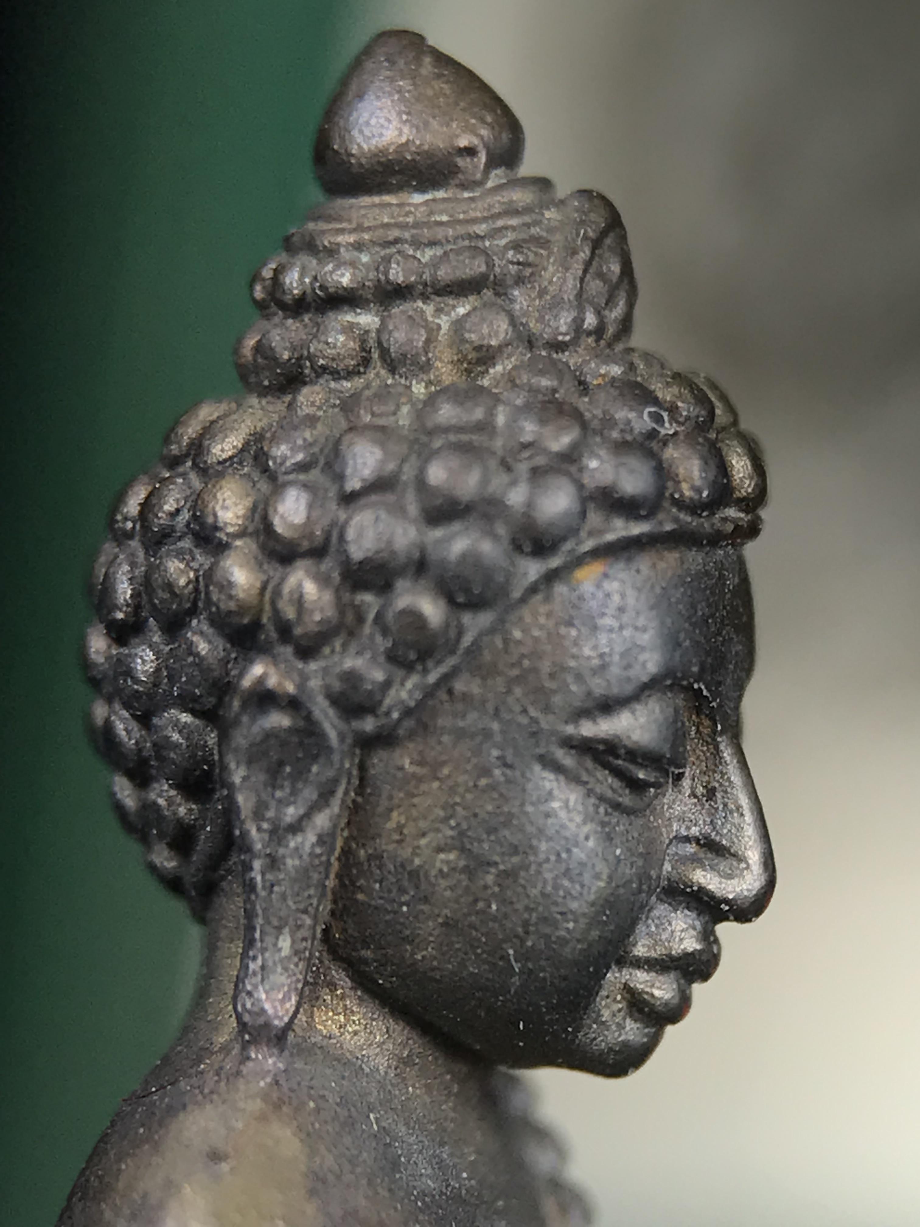 พระกริ่งวาสนา สมเด็จพระสังฆราช(วาสน์)วัดราชบพิธฯ ปี 2531 เนื้อนวโลหะ สร้างเป็นที่ระลึกในคราวที่สมเด็จพระอริยวงศาคตญาณ สมเด็จพระสังฆราช(วาสน์ วาสโน)มีพระชนมายุครบ90พรรษา(ในหลวง ร.9 เสด็จในพิธี)งานแกะแม่พิมพ์โดย นายช่างเกษม มงคลเจริญ)(1ใน1991องค์)