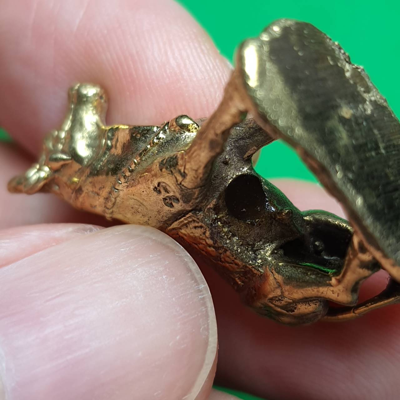 ของป้องกัน วัวธนู หล่อจากทองเหลือง เจาะตรงอกฝังมวลสารอาถรรพ์ วัวนำโชค วัวมงคล วัวทองเหลือง