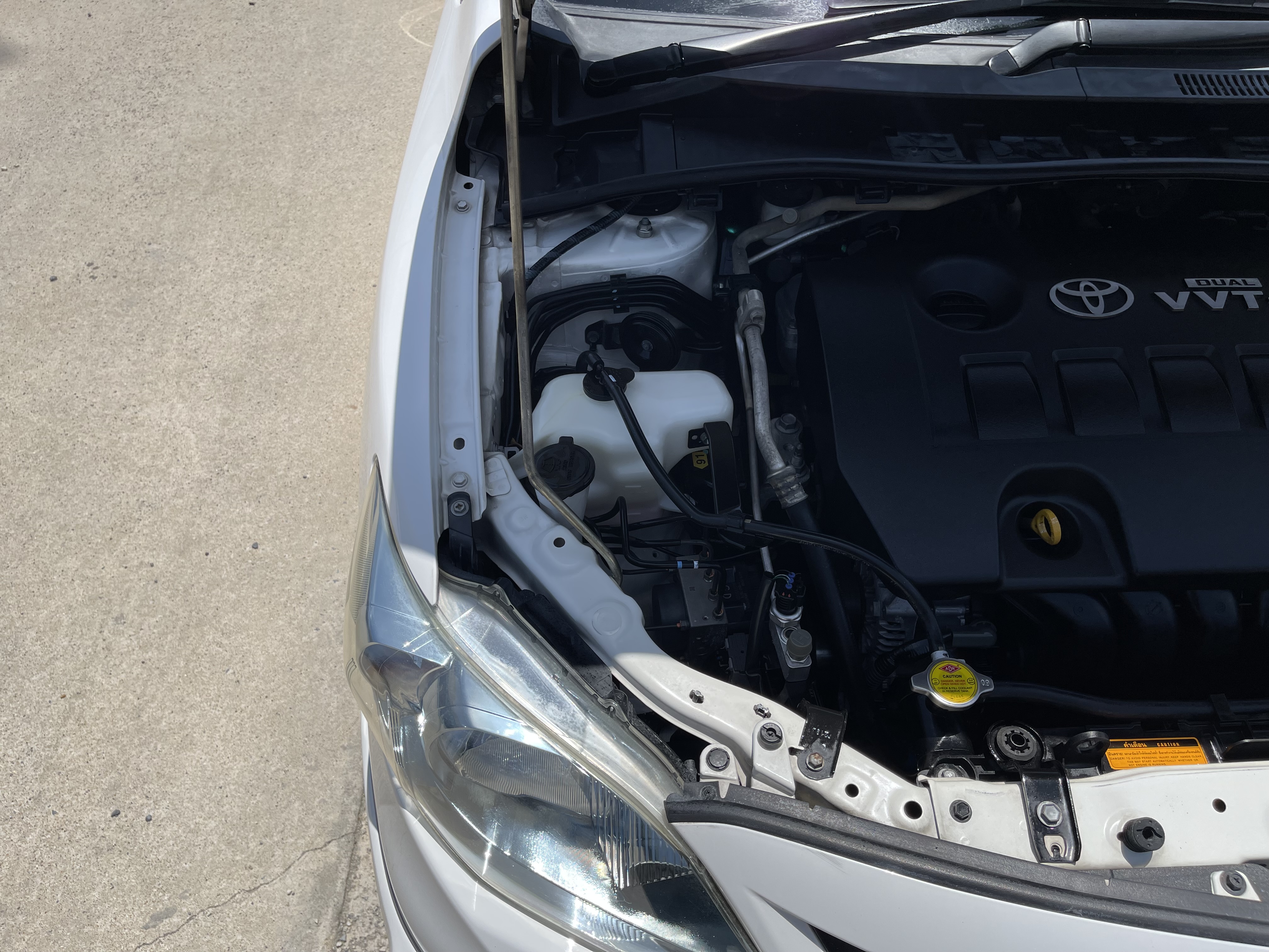 Toyota Altis 1.8 TRD Sportivo Dvd At 2013 ขาว